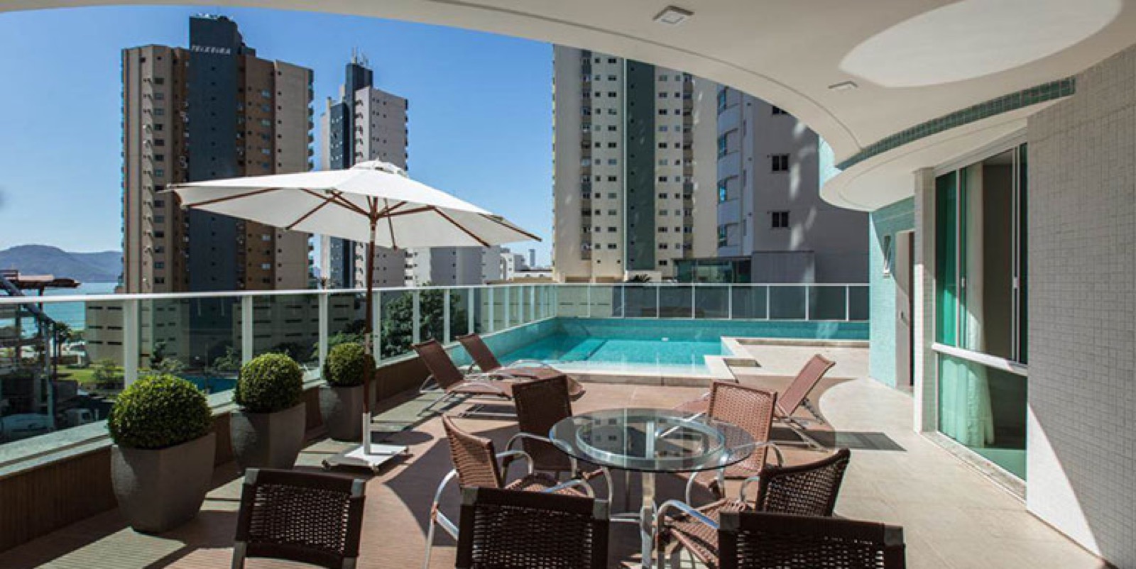 Area de lazer 4 do Torre de Mônaco em Balneário Camboriú SC