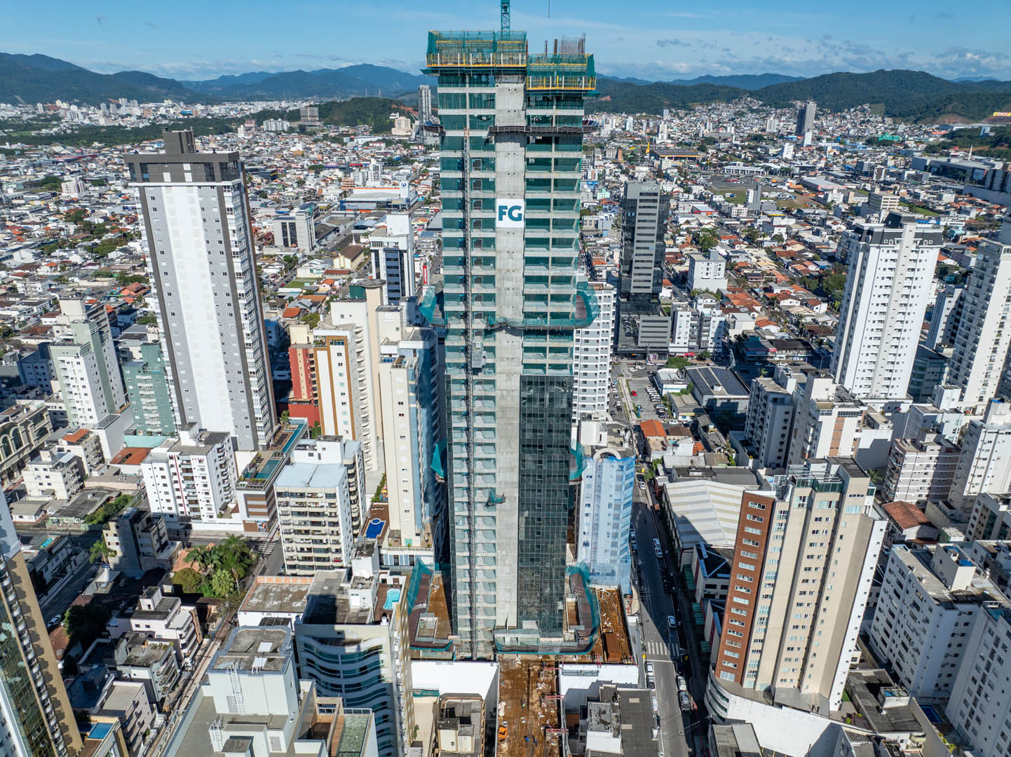 Iconic Tower - Obra 1