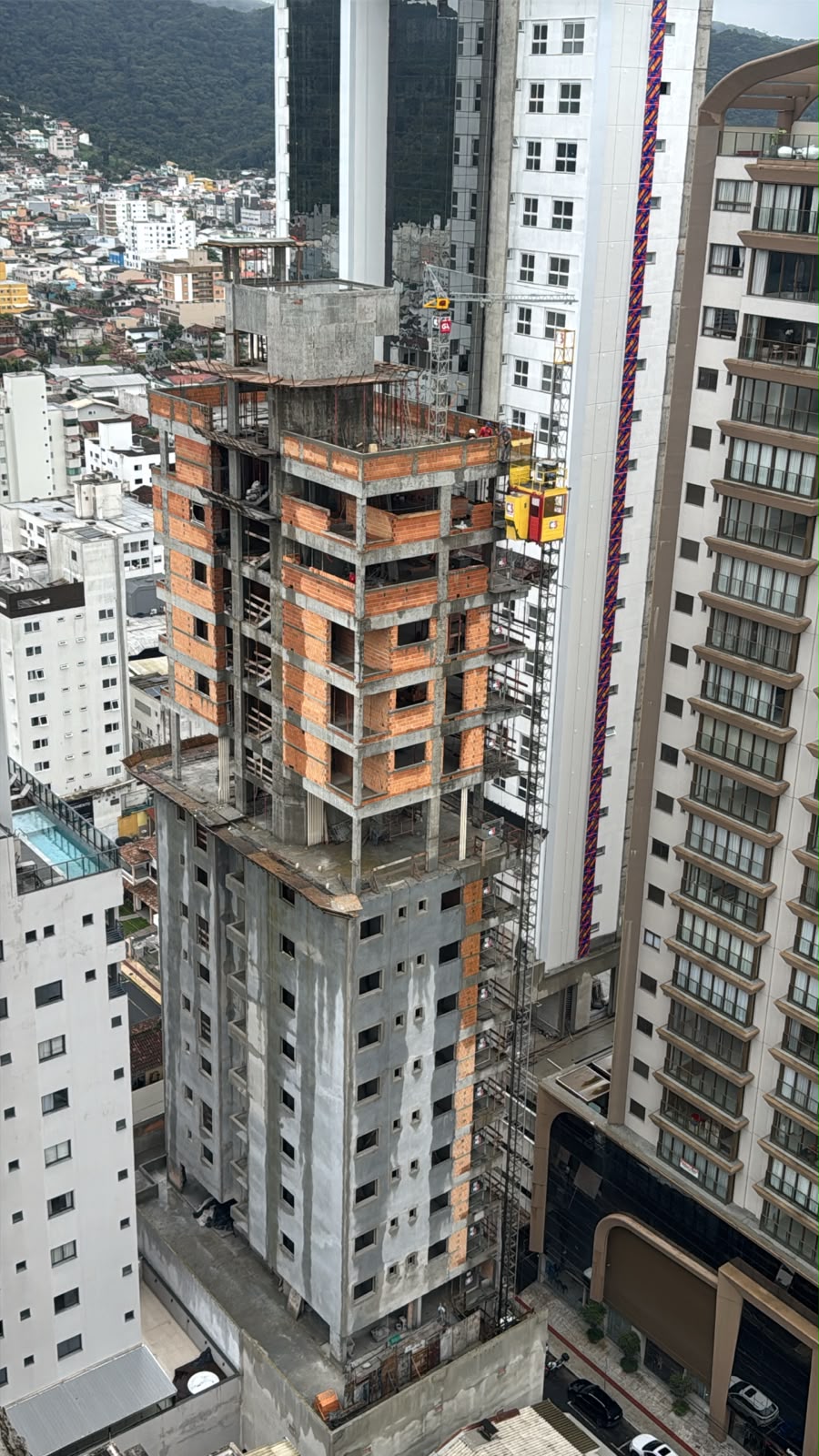 Bella Carolina Residence - Obra 1