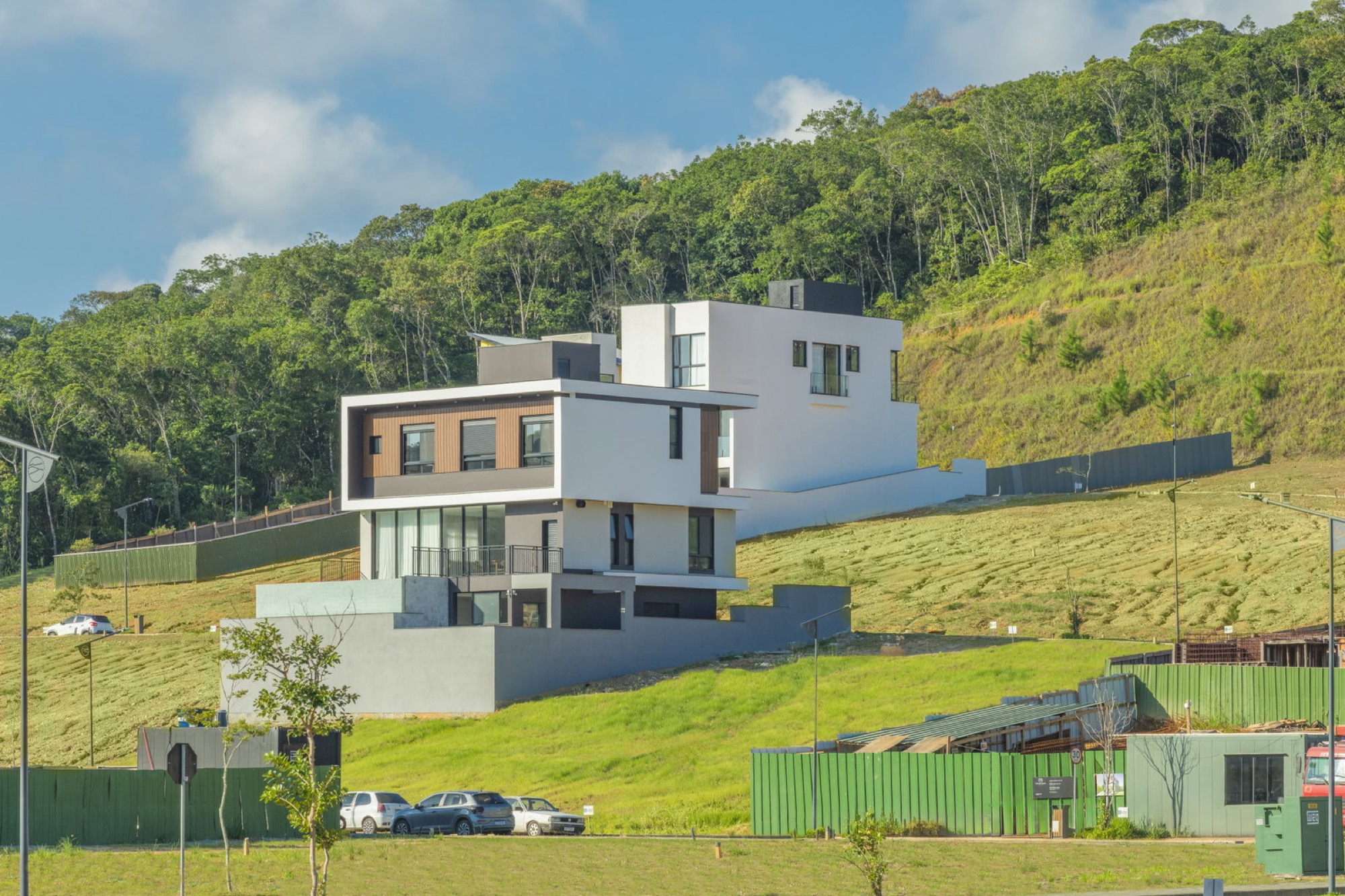 Colinas de Camboriú Planejado para você — Camboriú SC