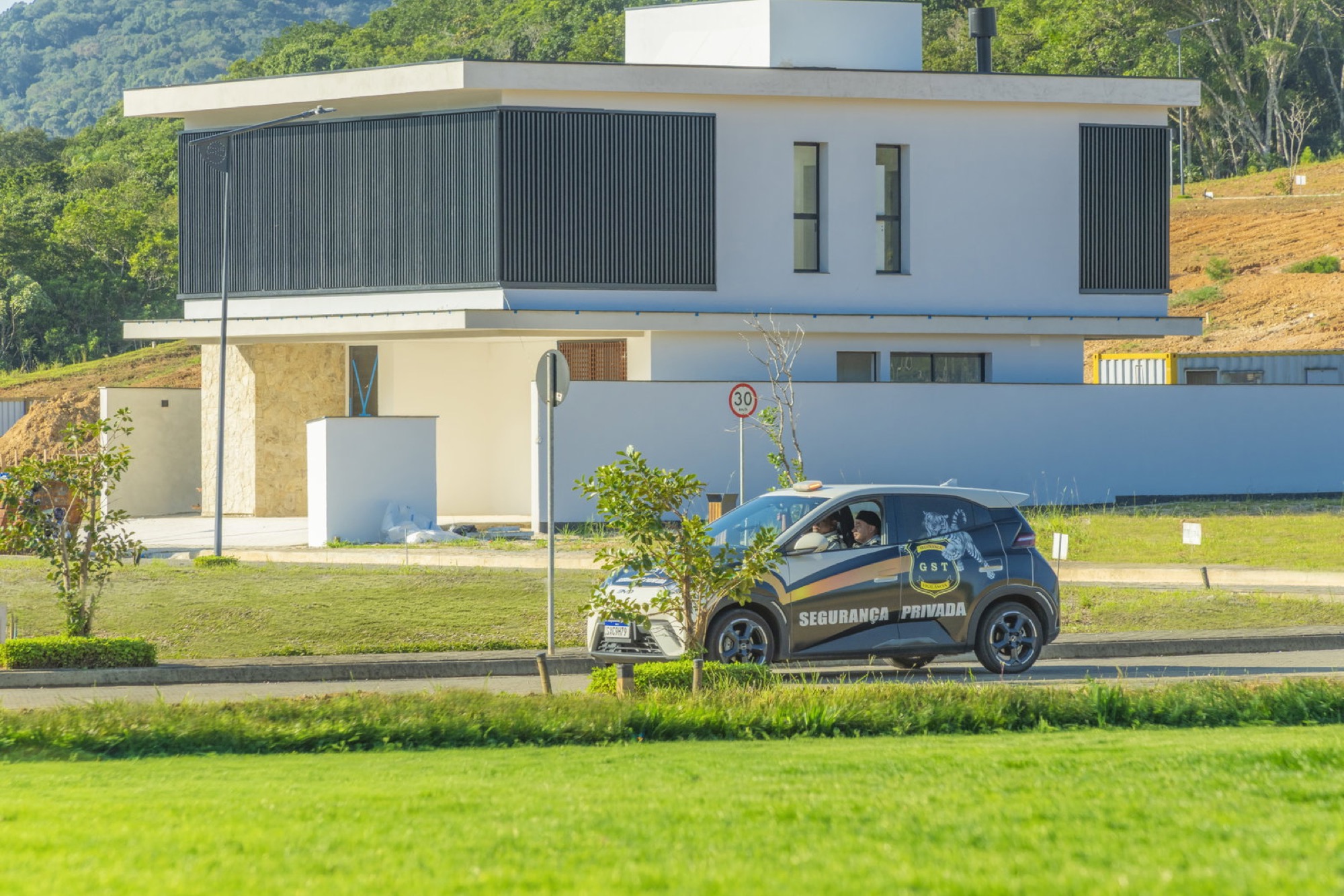 Colinas de Camboriú Planejado para você — Camboriú SC