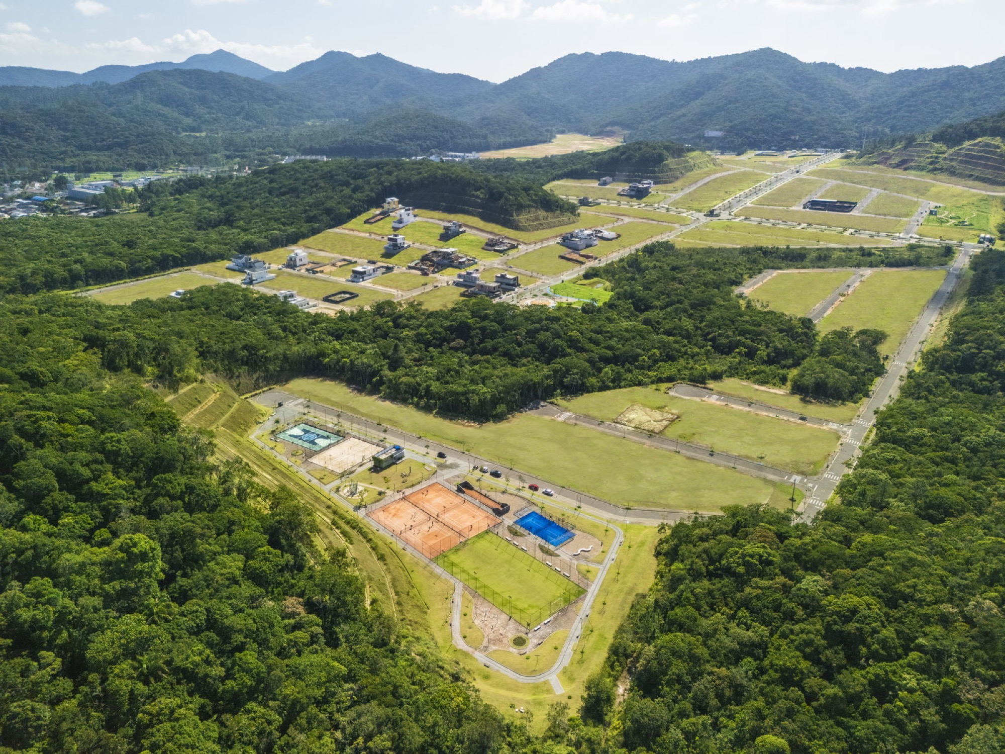Colinas de Camboriú Planejado para você — Camboriú SC