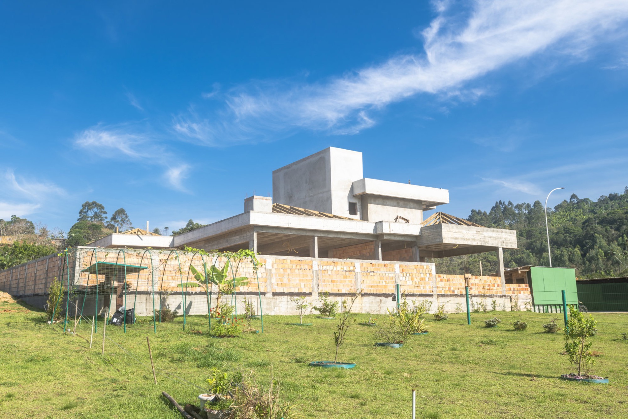 Andamento da obra — Gralha Azul PRONTO PARA MORAR — Camboriú SC