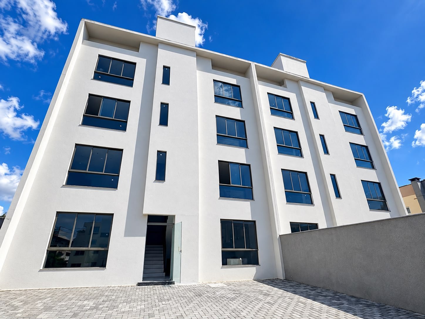 Apartamento 2 dormitórios no Mônaco — foto 1