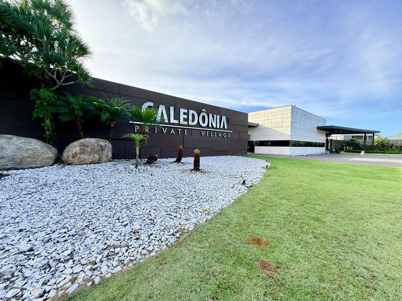 Casa 2 suítes — Caledônia — foto 2