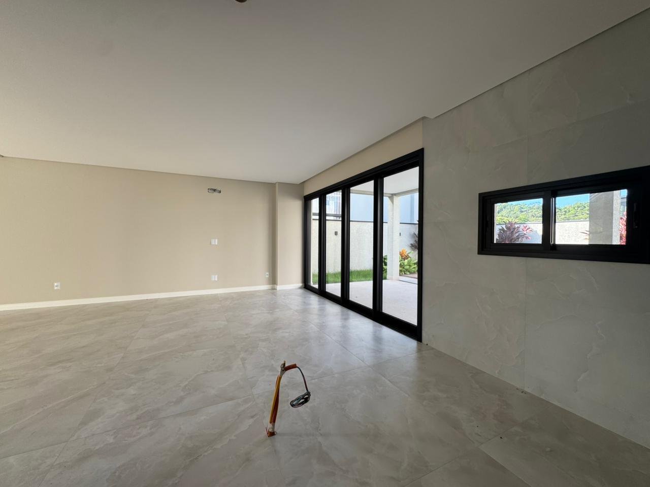 Casa 3 suítes — Caledonia — foto 5