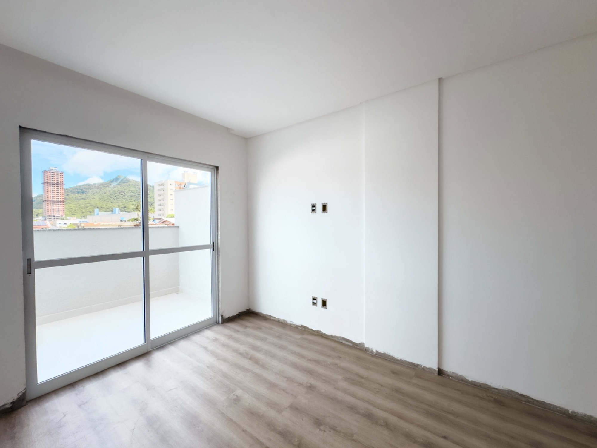 Andamento da obra — West Coast Residence — Camboriú SC