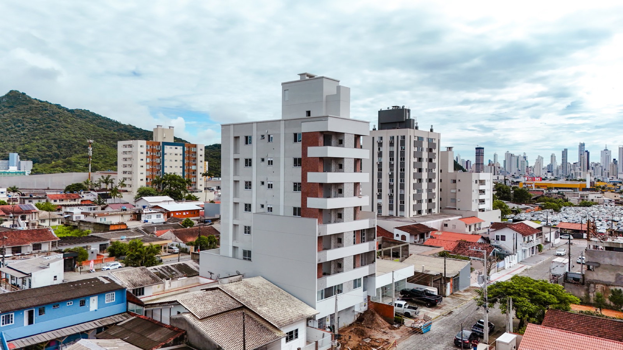 Andamento da obra — West Coast Residence — Camboriú SC