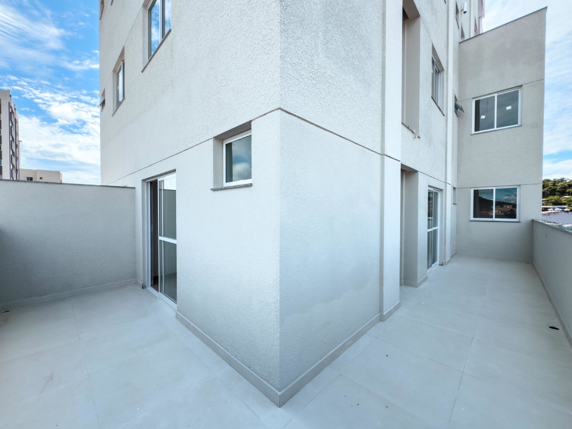 Andamento da obra — West Coast Residence — fevereiro de 2025