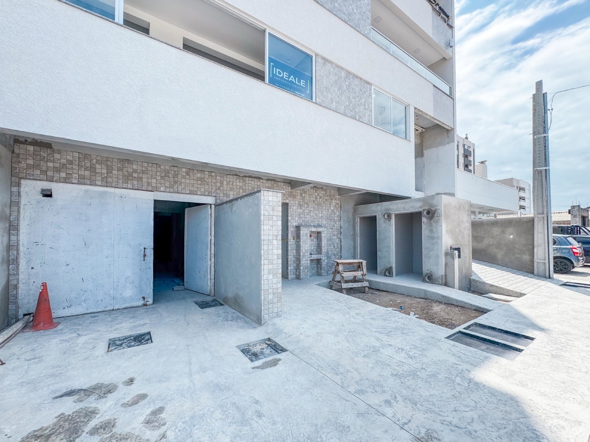 Andamento da obra — West Coast Residence — março de 2025