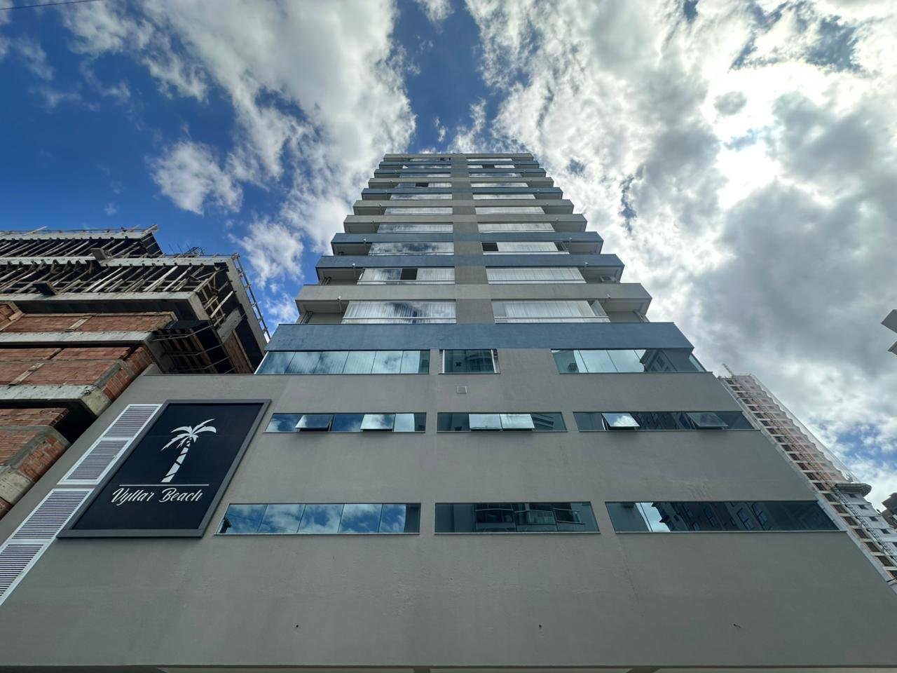 Apartamento 2 suítes no Vyllar Beach — foto 1, Balneário Perequê, Porto Belo SC