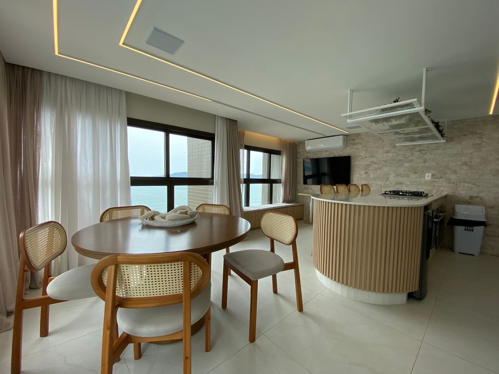 Apartamento 3 suítes no Élevé — foto 22, Balneário Perequê, Porto Belo SC