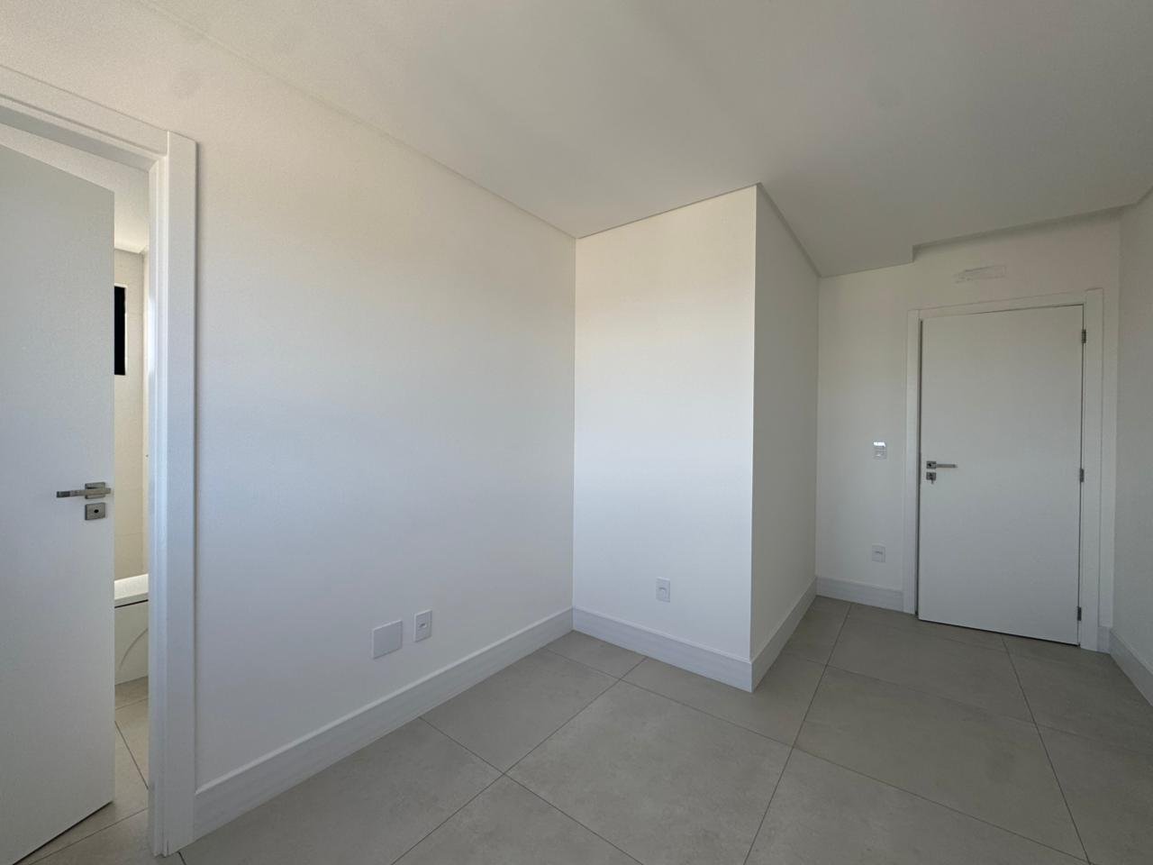 Apartamento 3 suítes no Empire State — foto 16, Balneário Perequê, Porto Belo SC