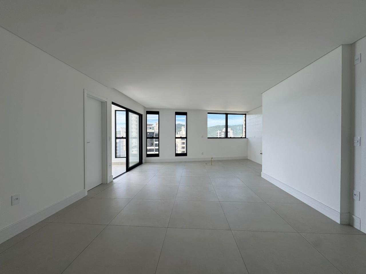 Apartamento 3 suítes no Empire State — foto 6, Balneário Perequê, Porto Belo SC
