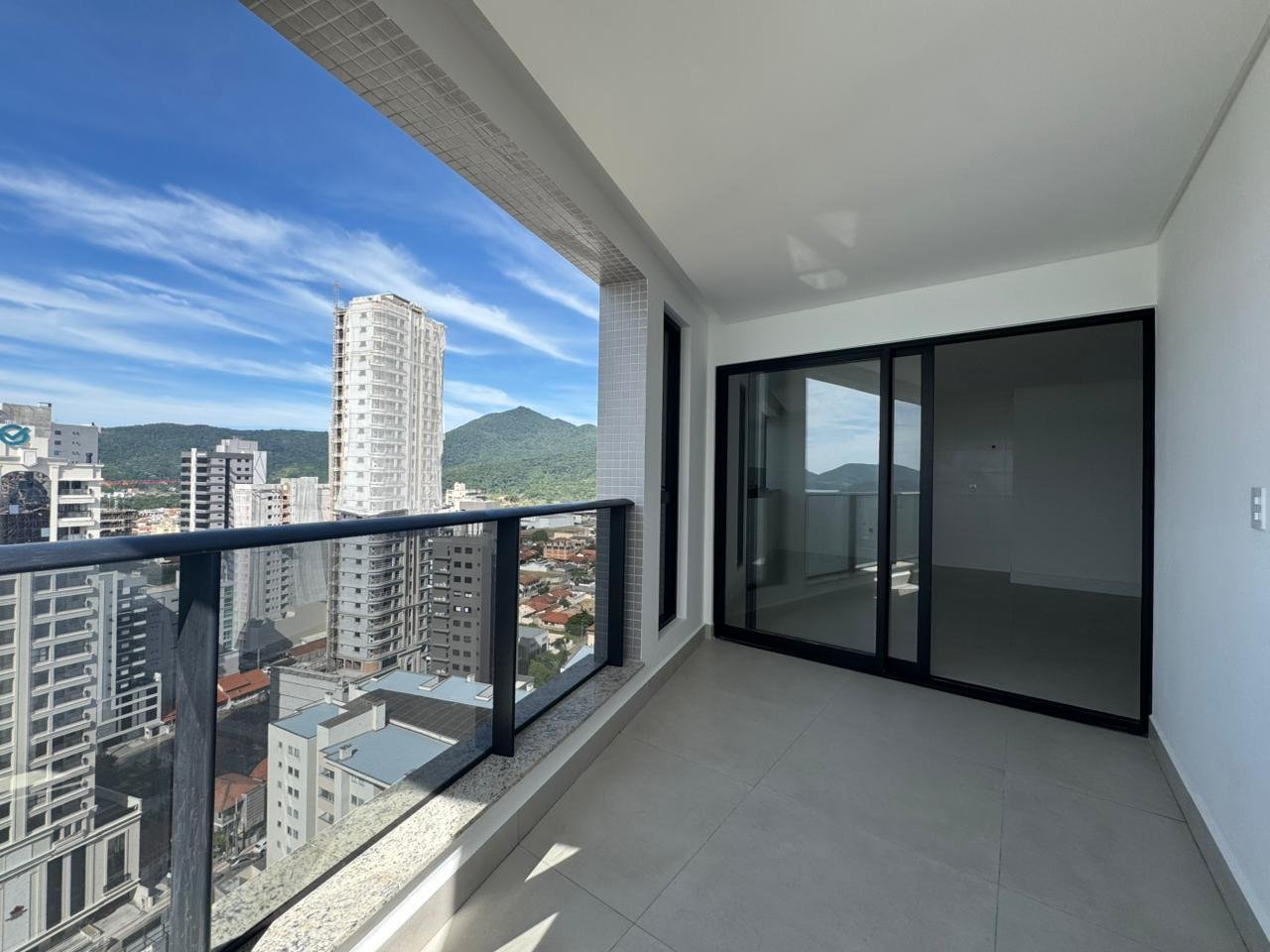 Apartamento 3 suítes no Empire State — foto 9, Balneário Perequê, Porto Belo SC
