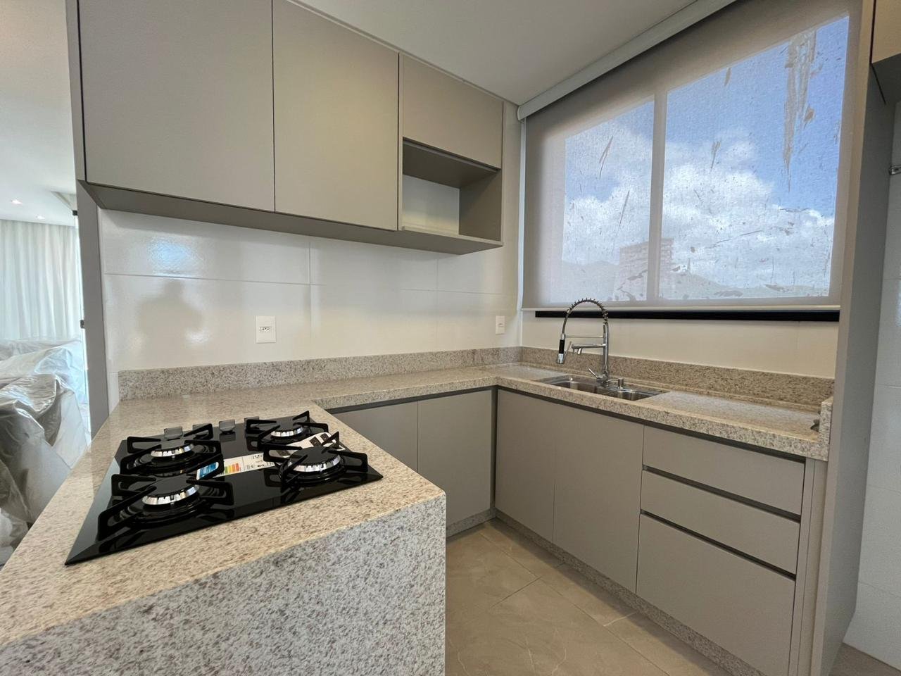 Apartamento 3 suítes no Ilha Bela — foto 3, Balneário Perequê, Porto Belo SC