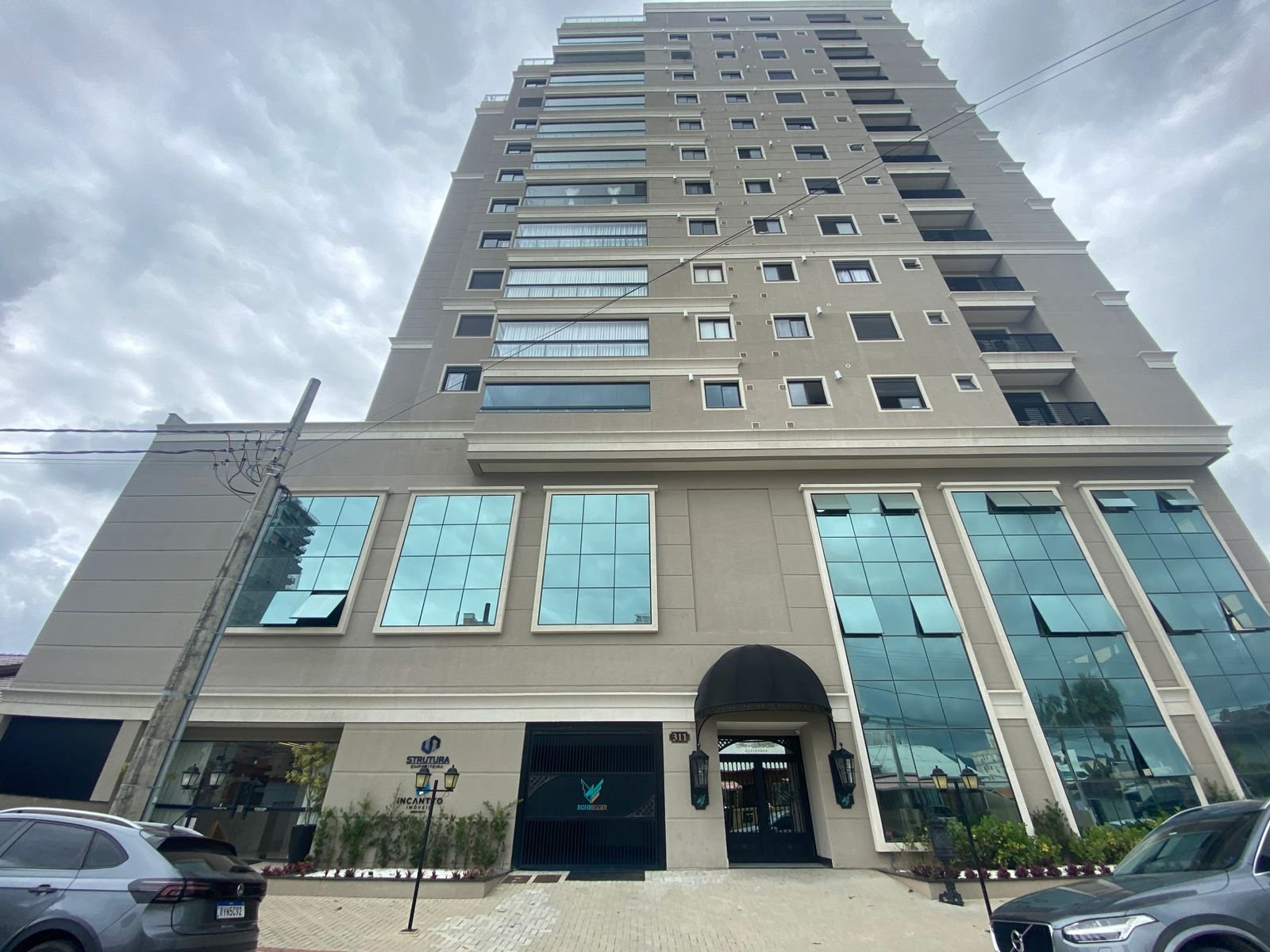 Apartamento 3 suítes no Ilha de Porto Belo — Balneário Perequê, Porto Belo SC