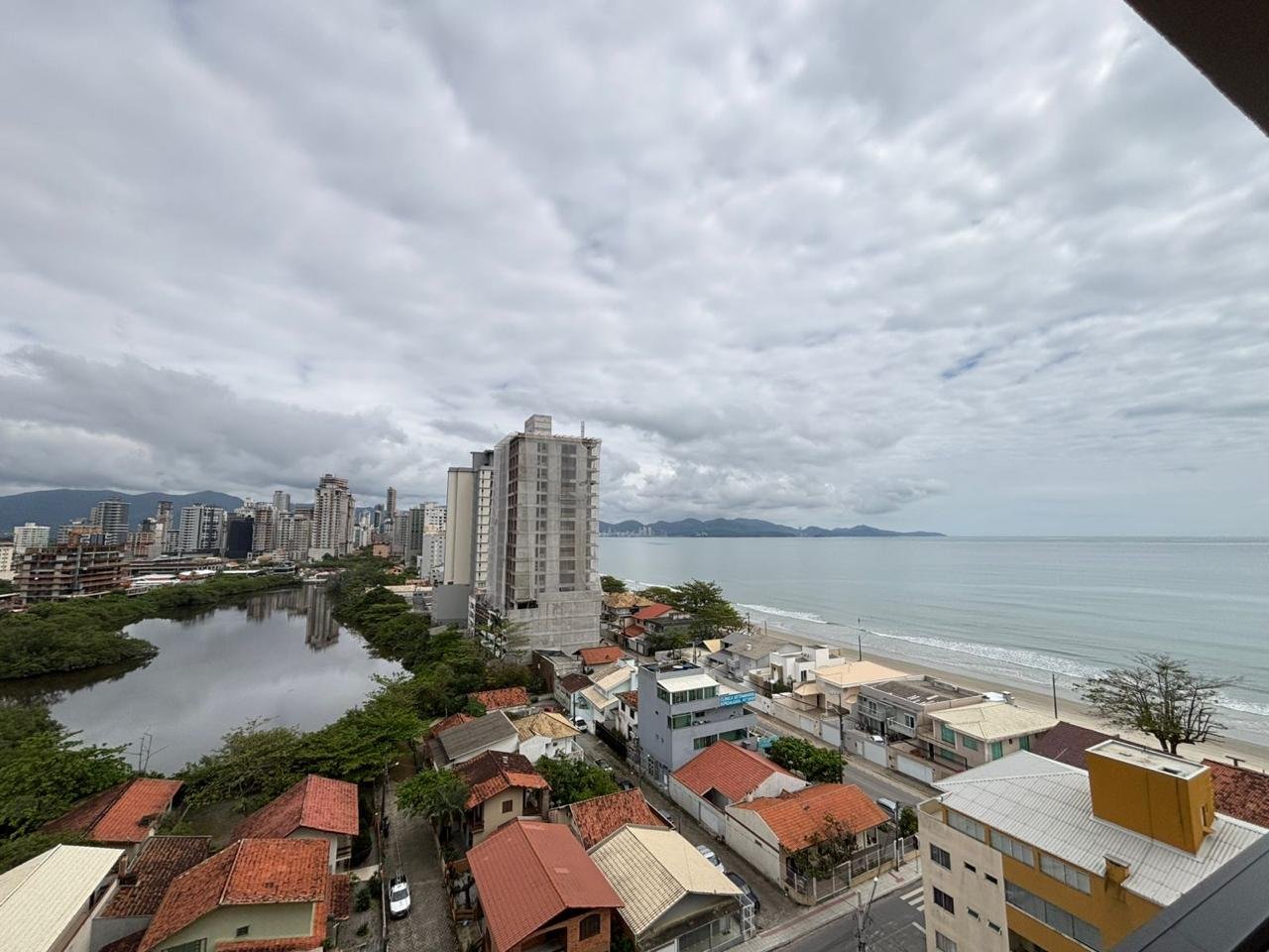 Apartamento 3 suítes no Porto Salvatore — foto 18, Balneário Perequê, Porto Belo SC