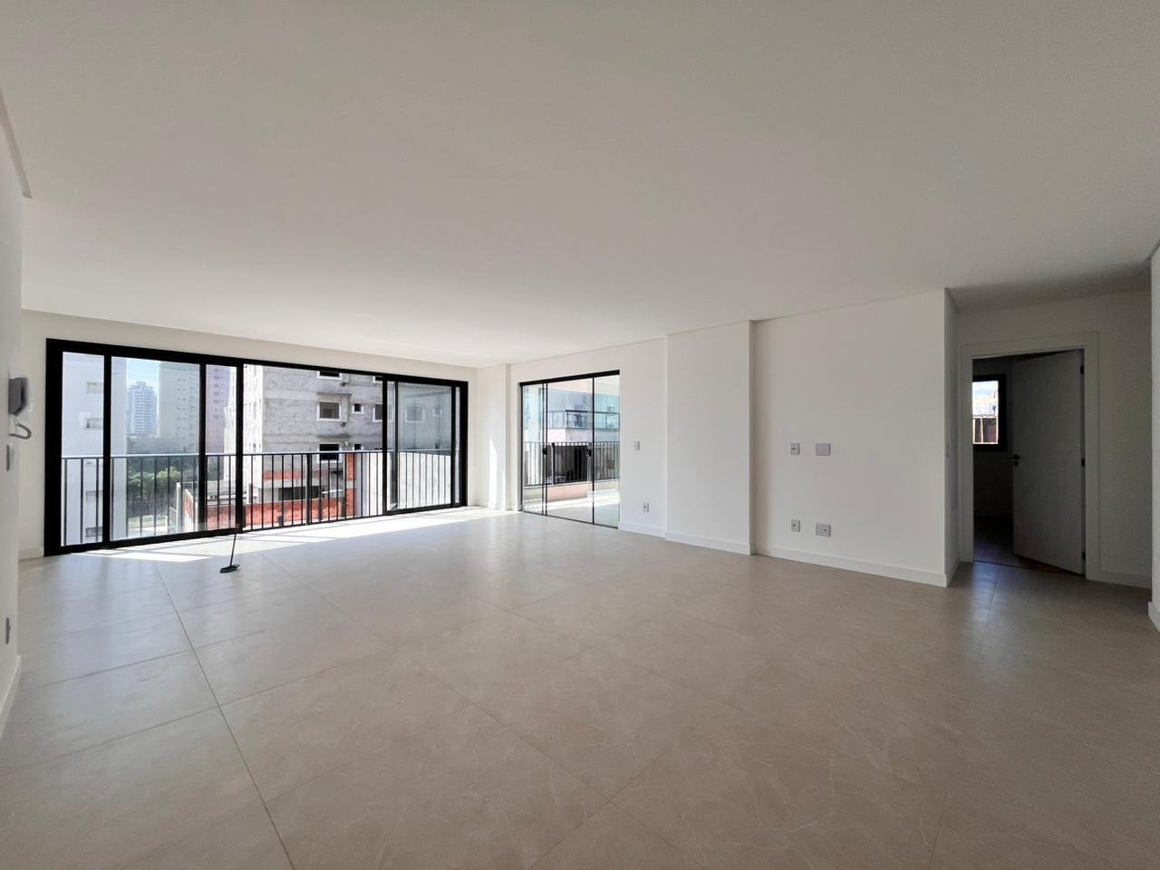 Apartamento 3 suítes no Porto Salvatore — foto 4, Balneário Perequê, Porto Belo SC