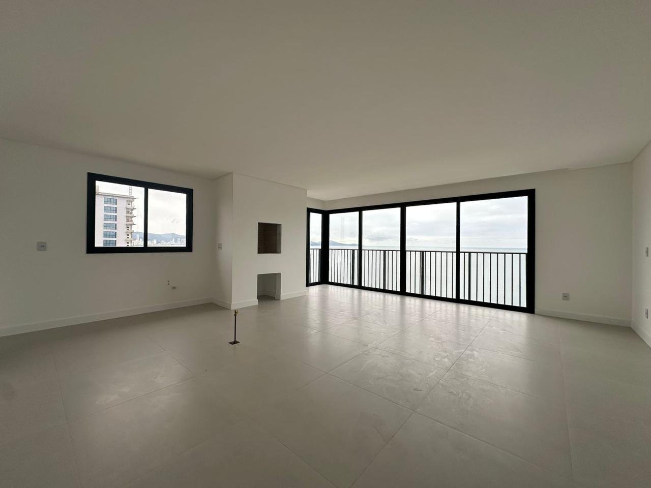Apartamento 3 suítes no Porto Salvatore — foto 3, Balneário Perequê, Porto Belo SC