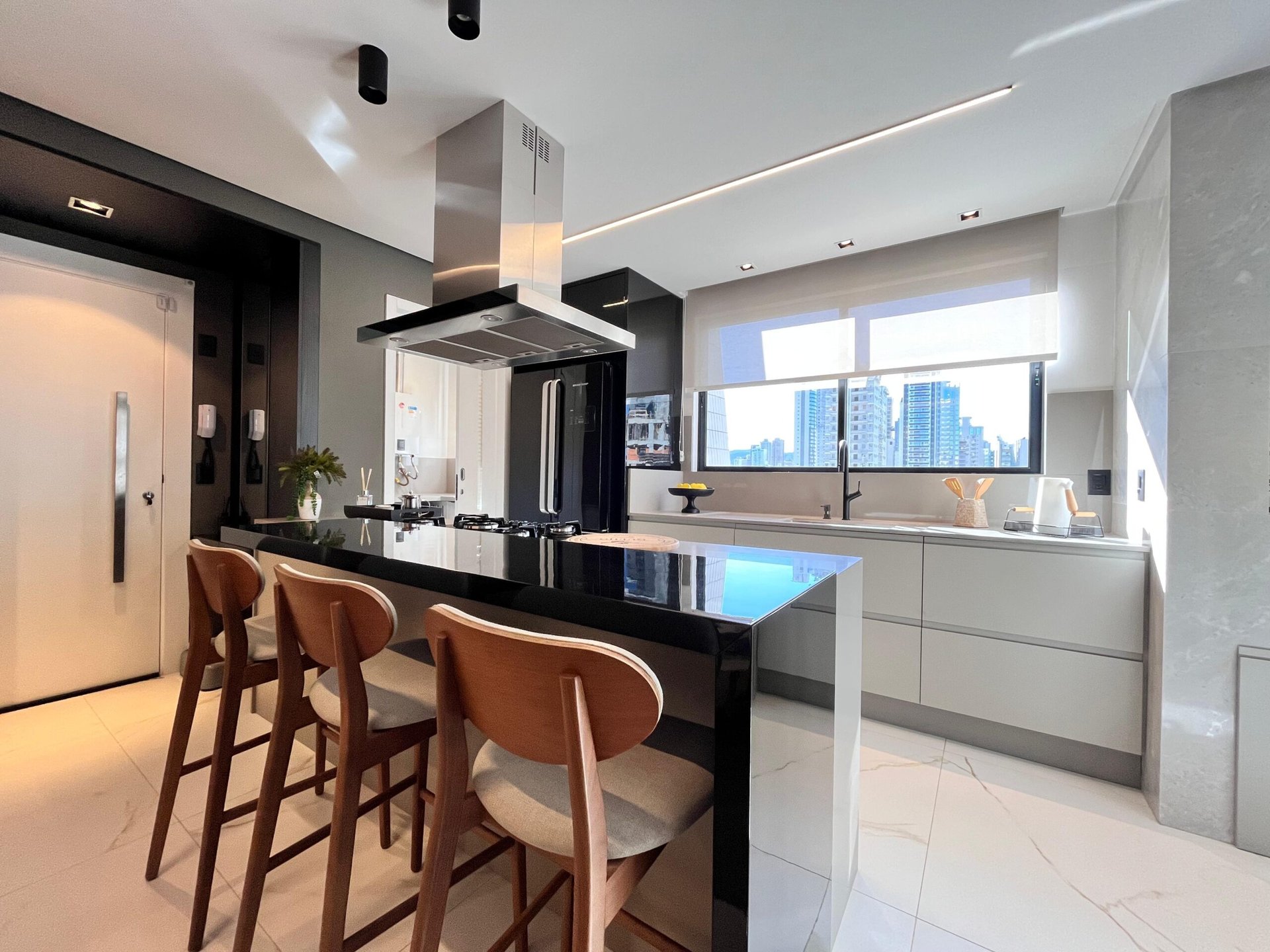 Apartamento 3 suítes no Sky Tower — foto 9, Balneário Perequê, Porto Belo SC