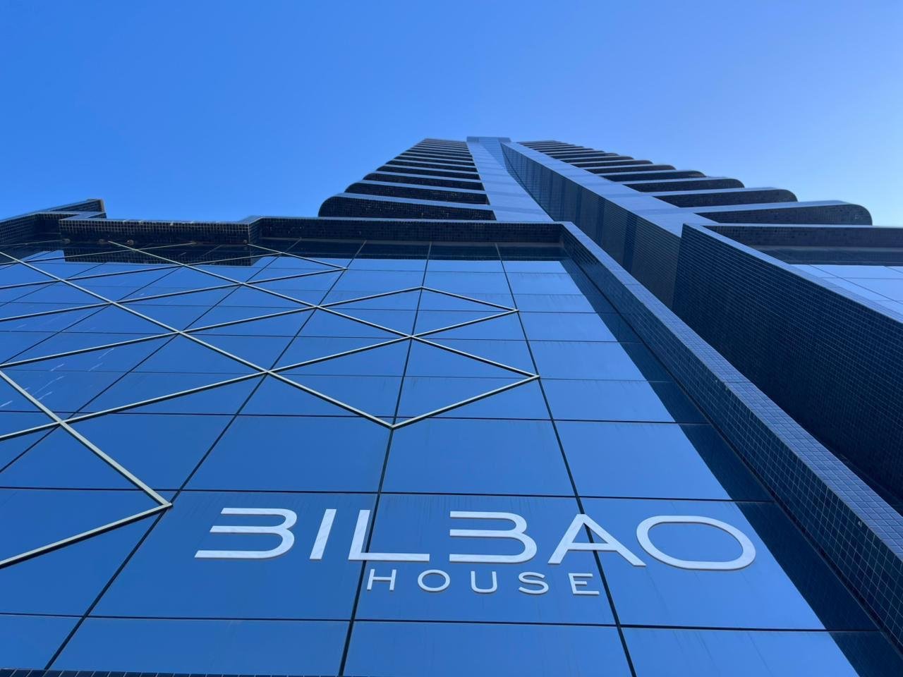 Apartamento 4 suítes no Bilbao House — foto 2, Balneário Perequê, Porto Belo SC
