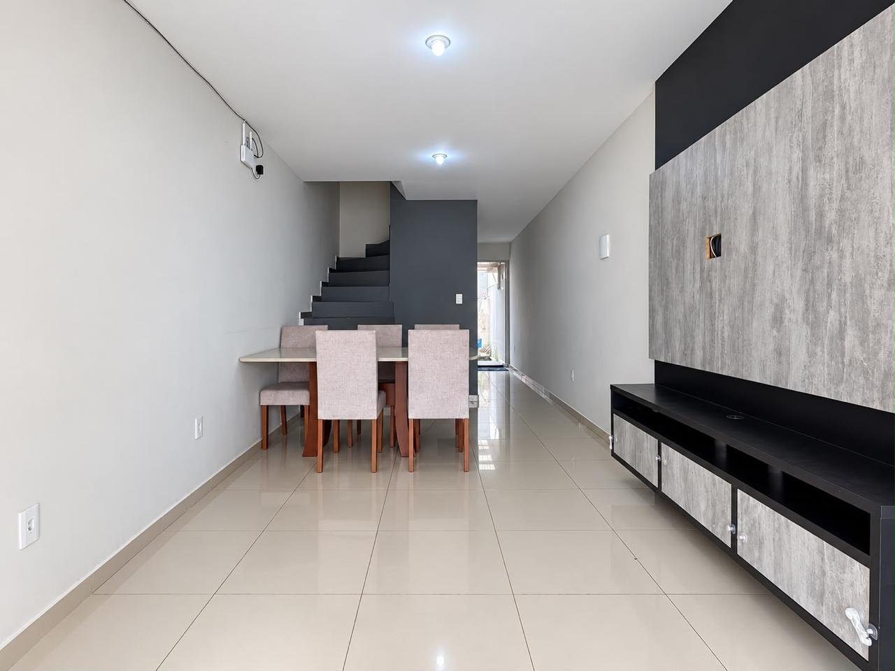 Casa 2 dormitórios no Balneário Perequê — foto 3, Balneário Perequê, Porto Belo SC