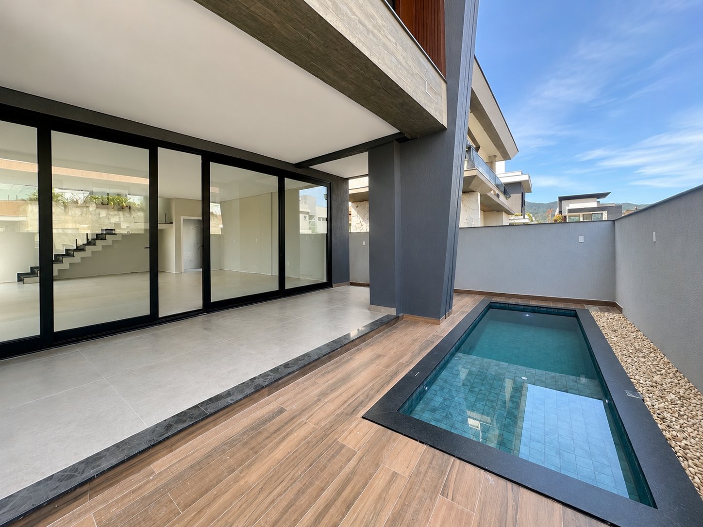 Casa 4 suítes no Jardim Dourado — foto 13, Jardim Dourado, Porto Belo SC