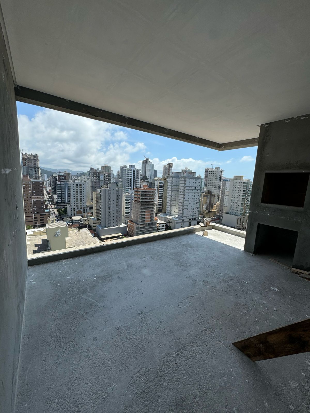 Amon Rá Tower — Andamento da obra 14
