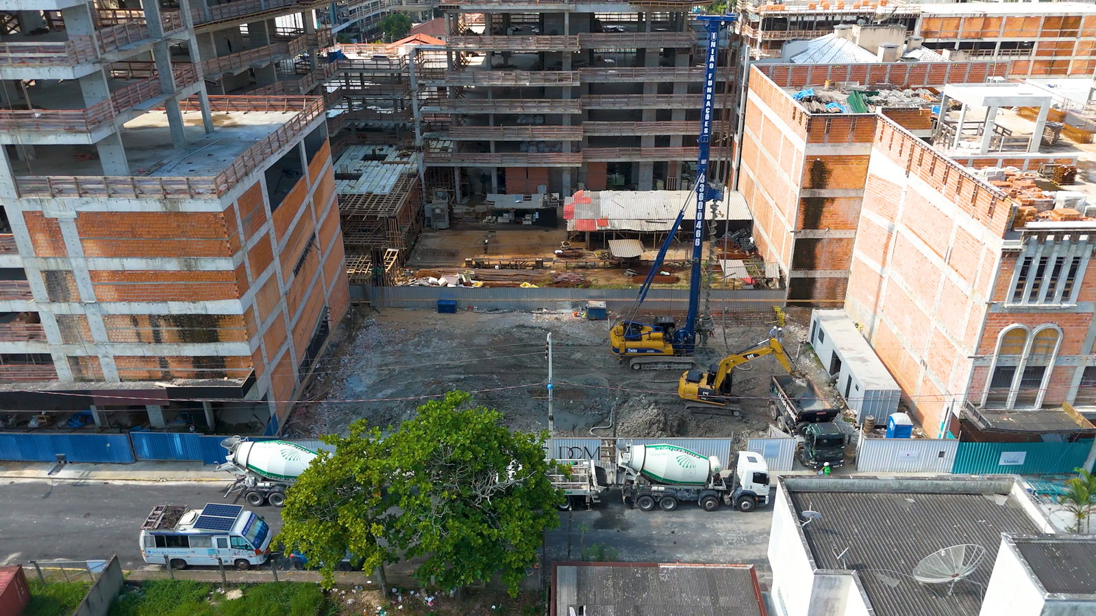 Domo 130 — Andamento da obra 4