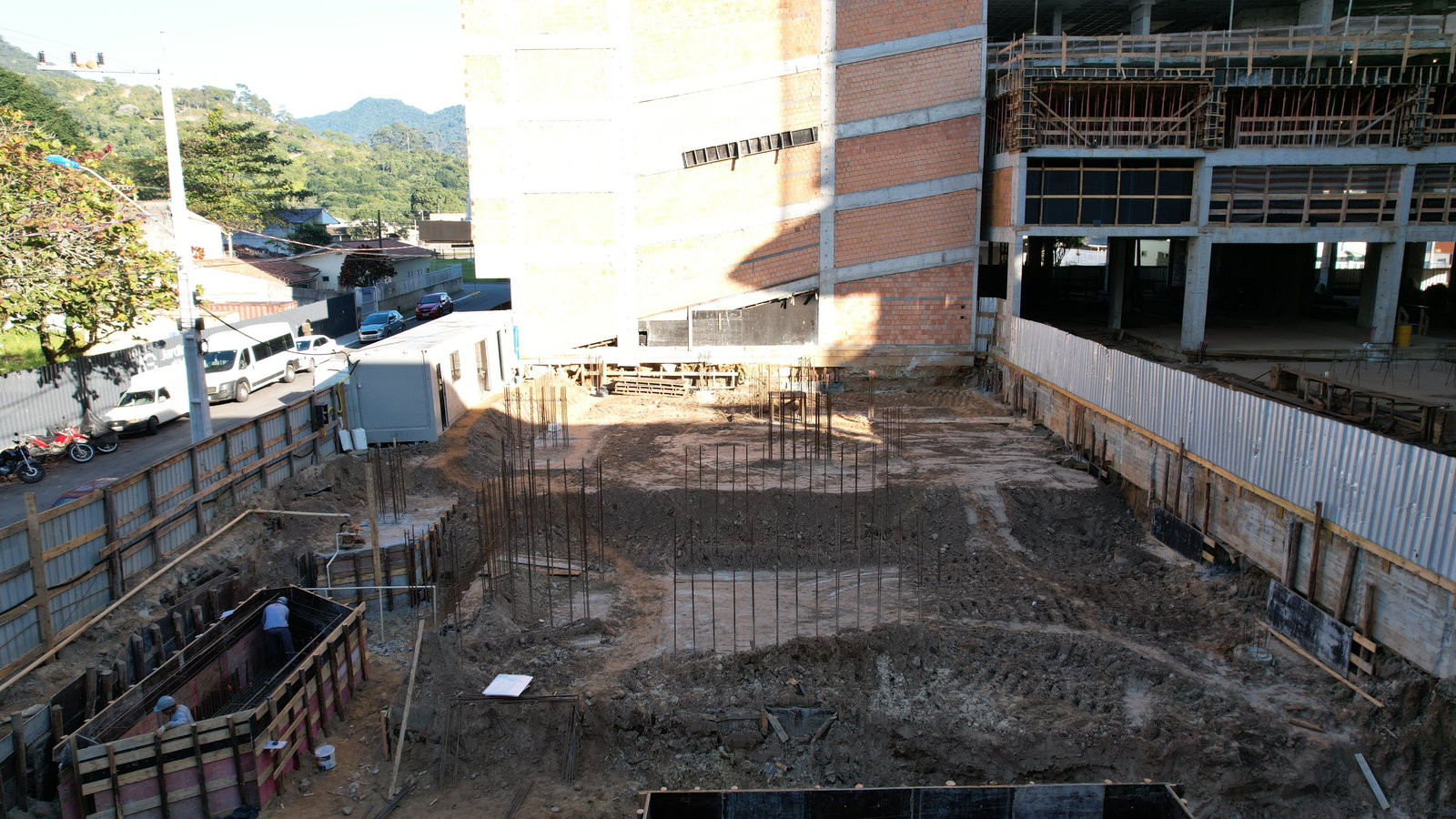 Domo 130 — Andamento da obra 27