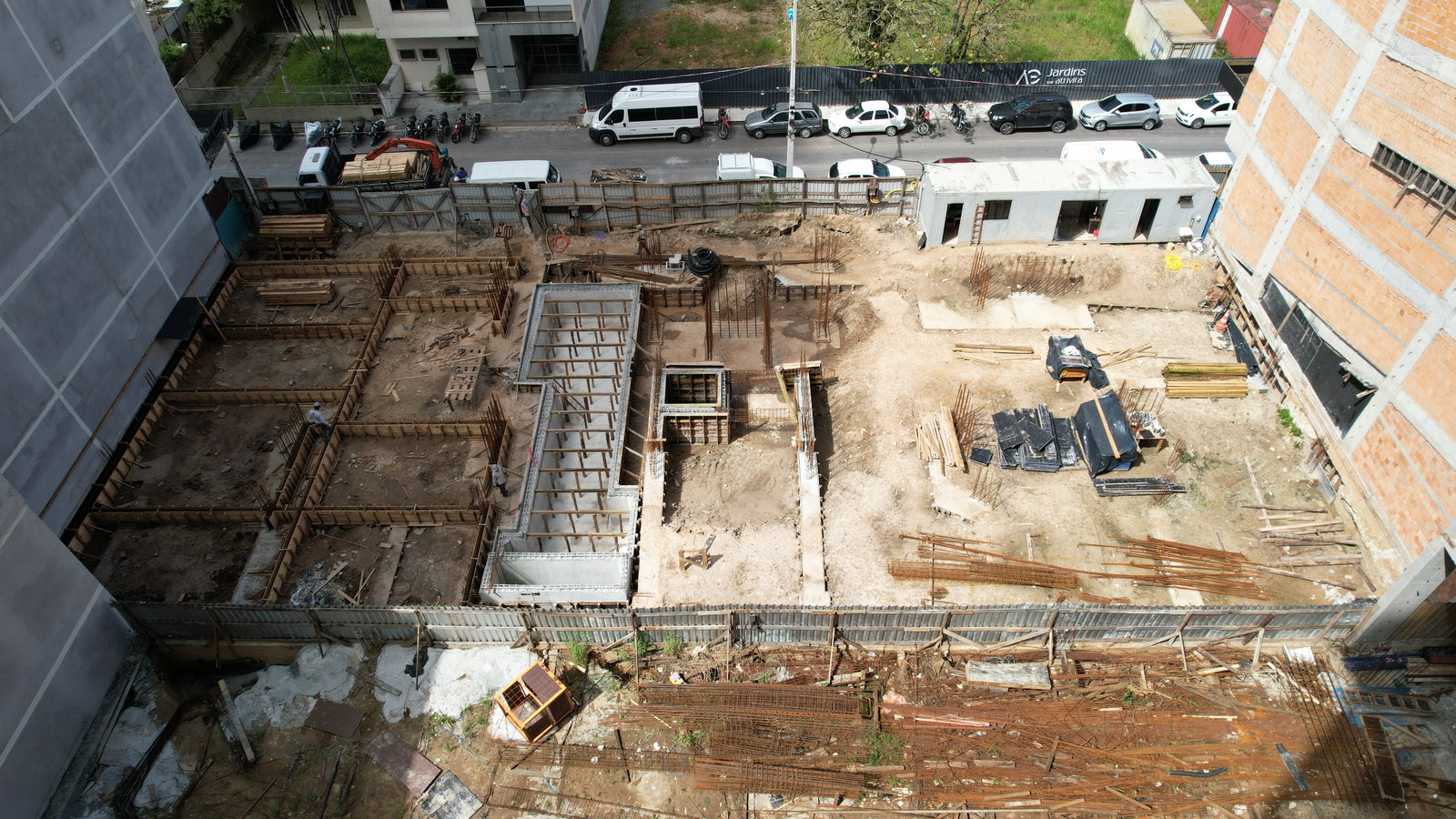 Domo 130 — Andamento da obra 37