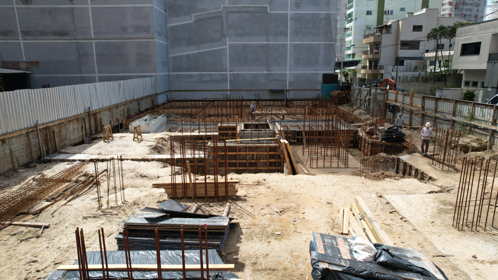 Domo 130 — Andamento da obra 38