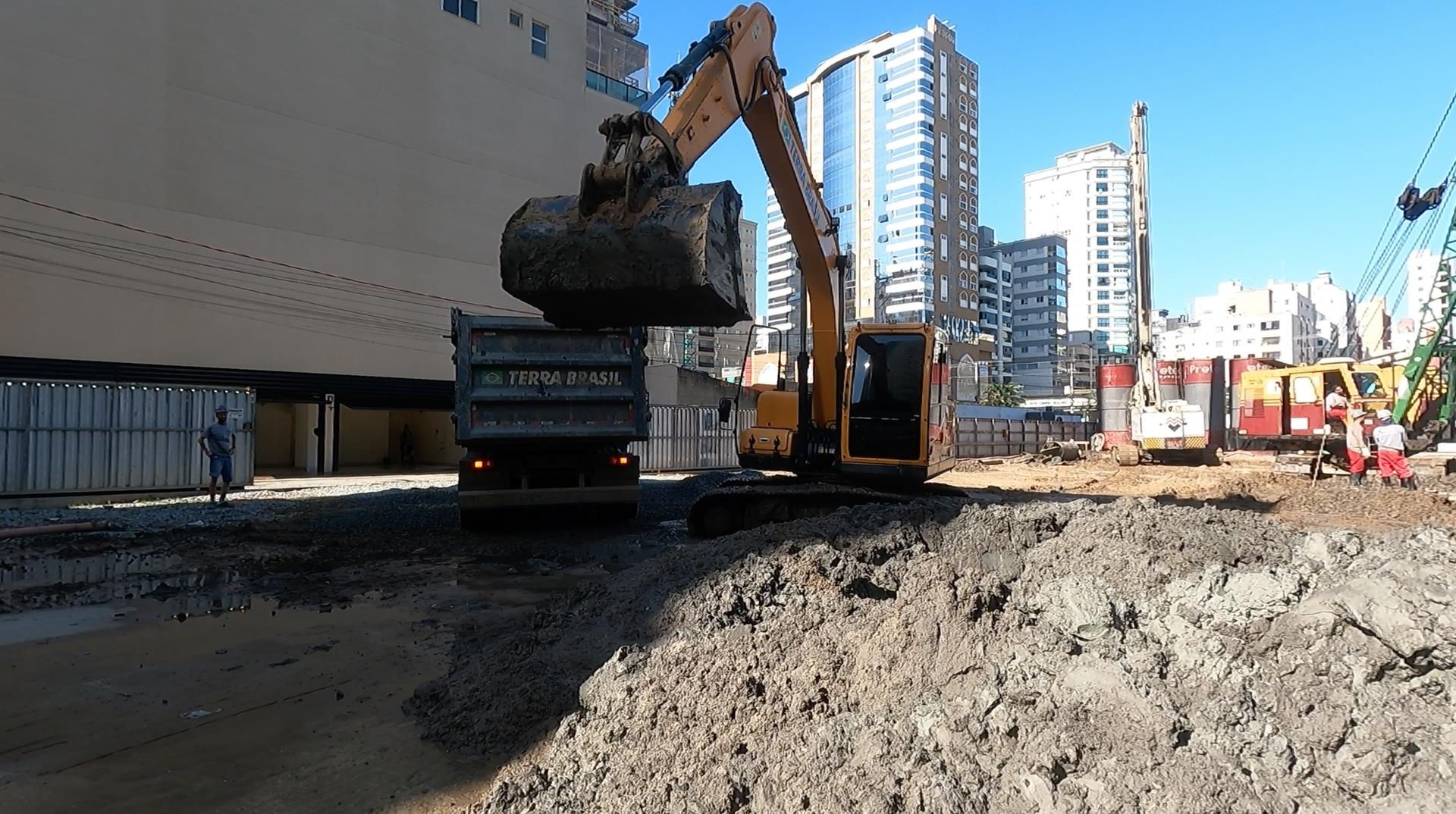 L'Atelier — Andamento da obra 8
