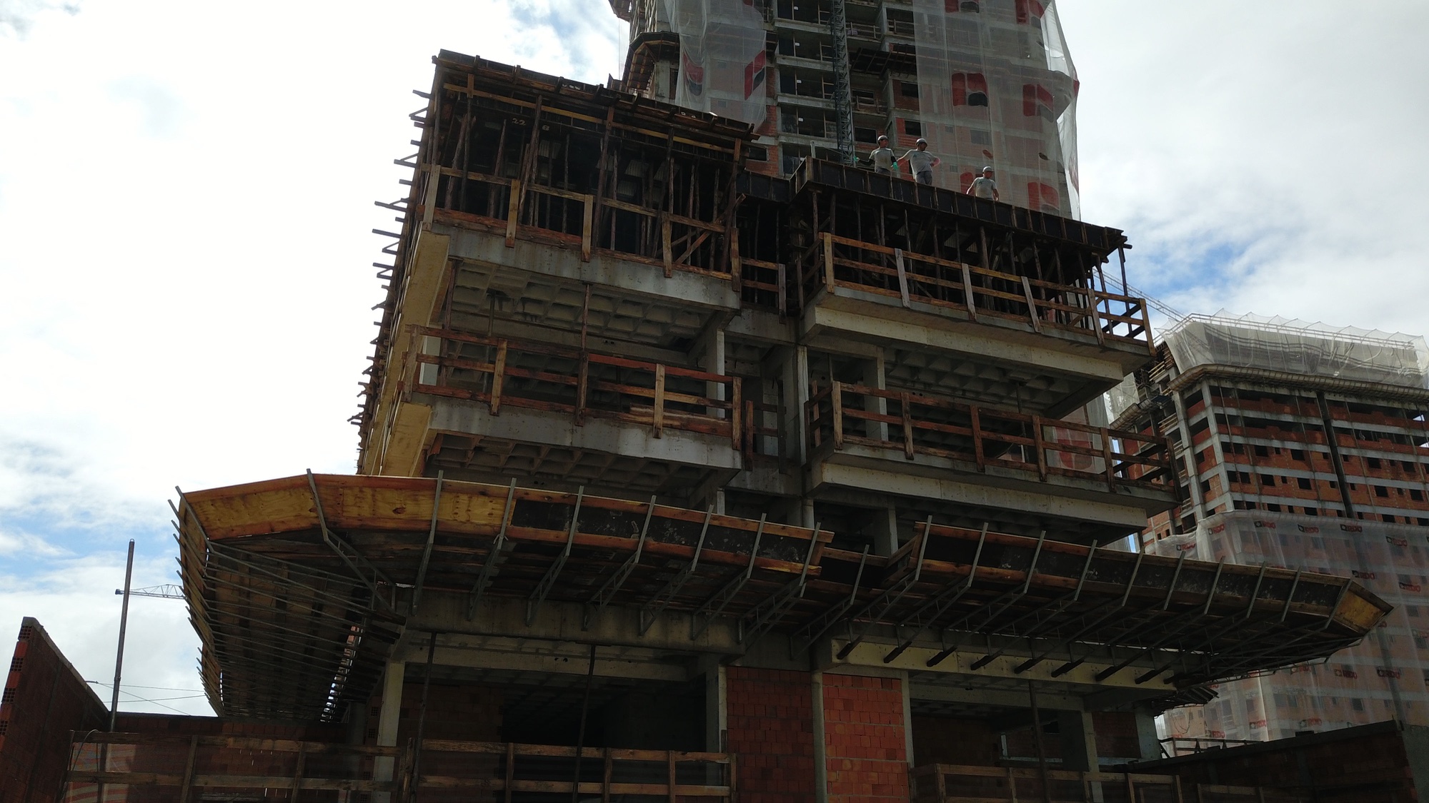 Torre di Firenze Residenziale — Andamento da obra 58