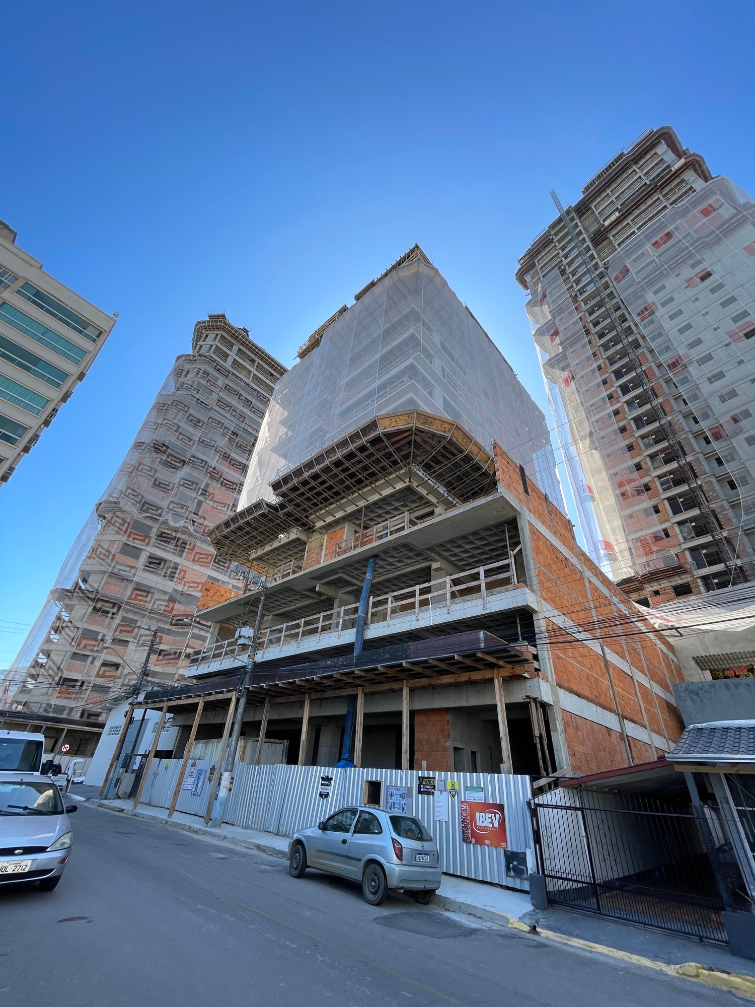 Torre di Firenze Residenziale — Andamento da obra 75