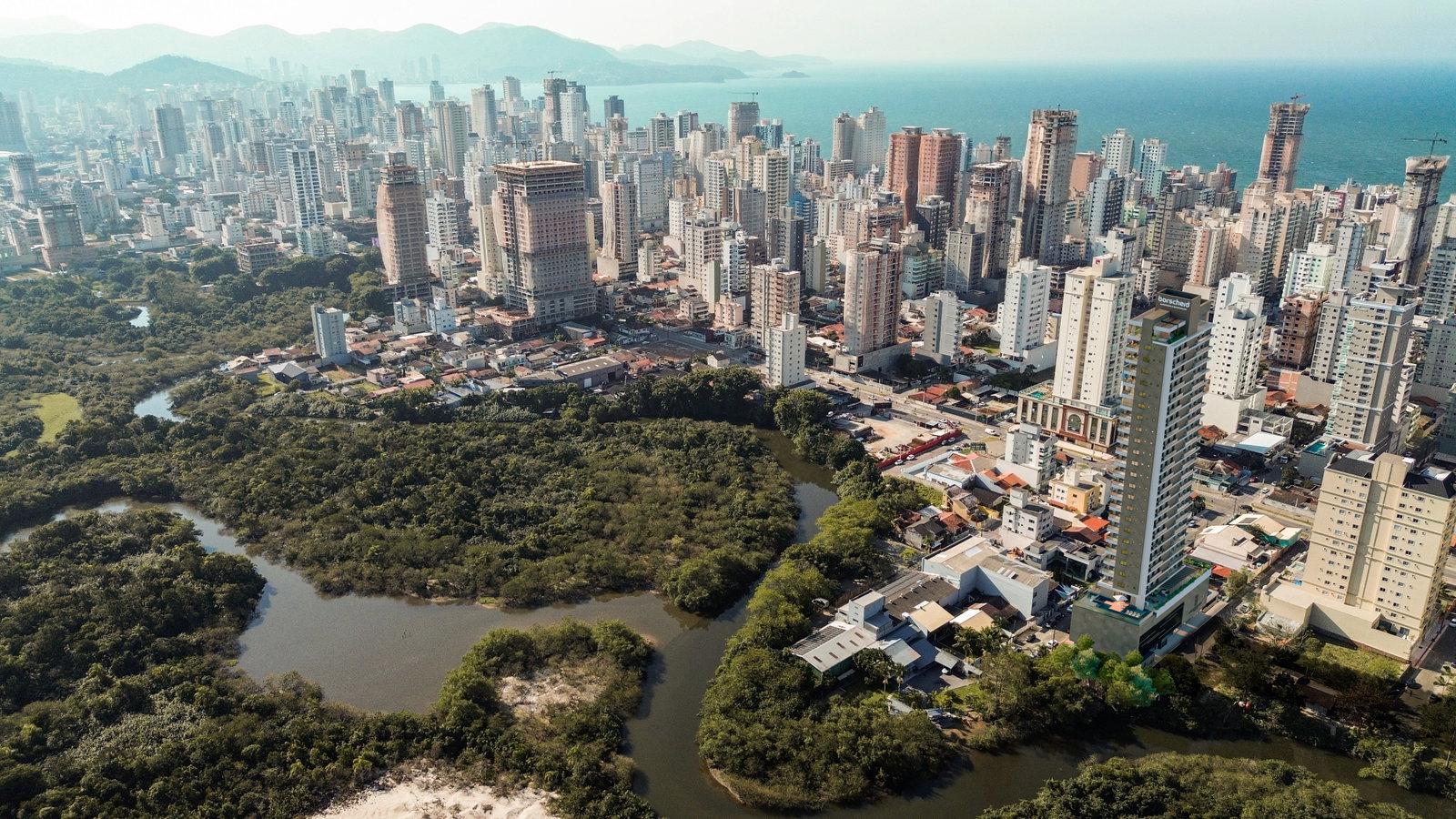 Residencial Alipio Schirmann — Render 10