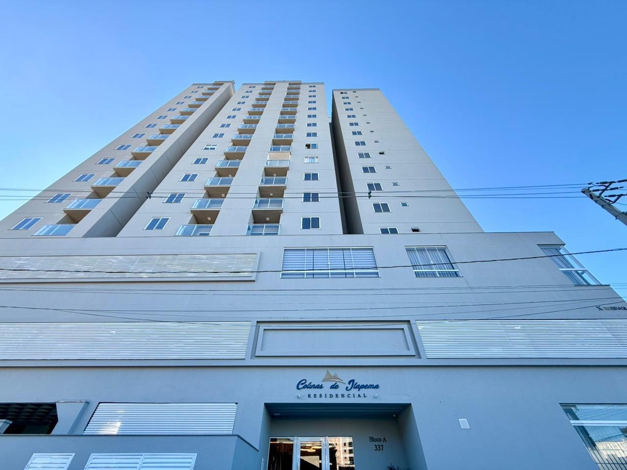 Apartamento 2 dormitórios no Colinas de Itapema — Outros, Itapema SC