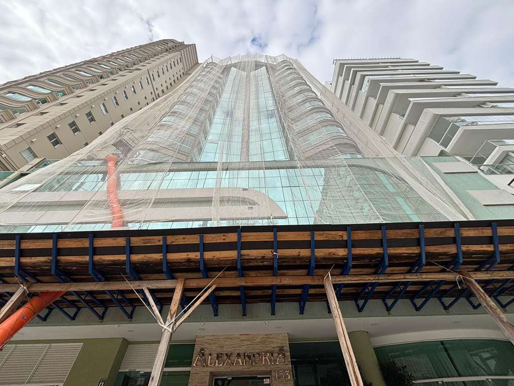 Apartamento 2 suítes no Alexandria — Meia Praia, Itapema SC