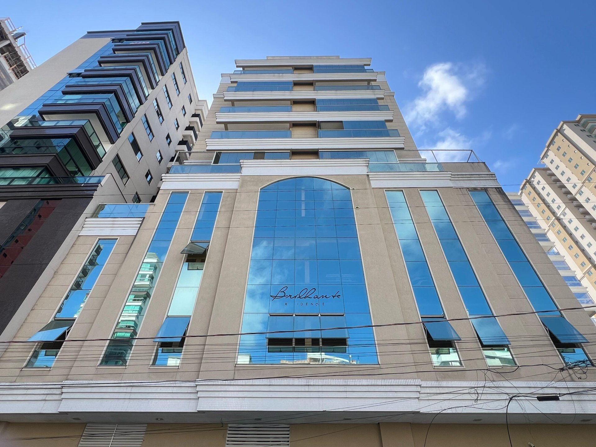 Apartamento 2 suítes no Brilhante — Meia Praia, Itapema SC