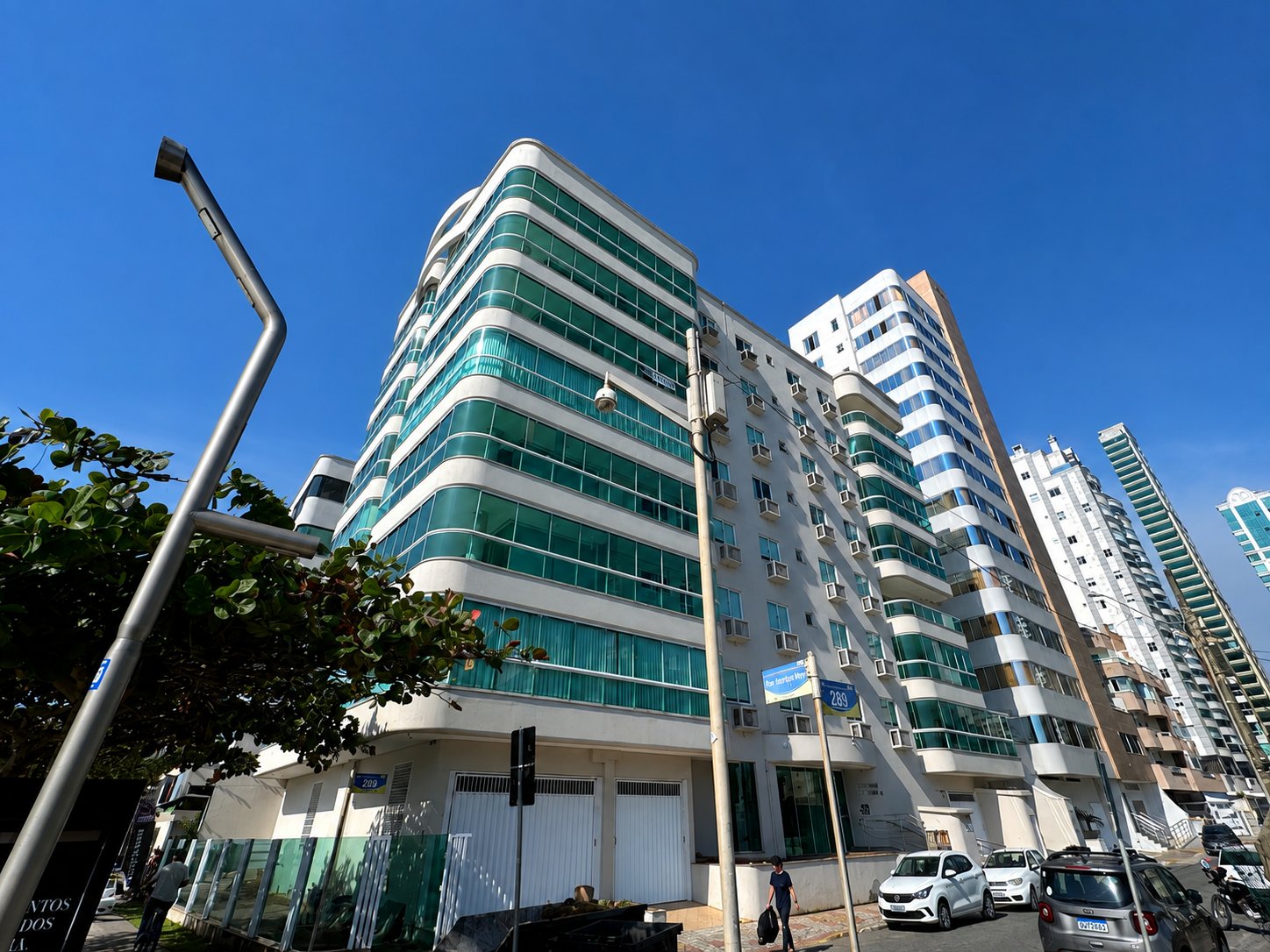Apartamento 2 suítes no Krueger — Meia Praia, Itapema SC