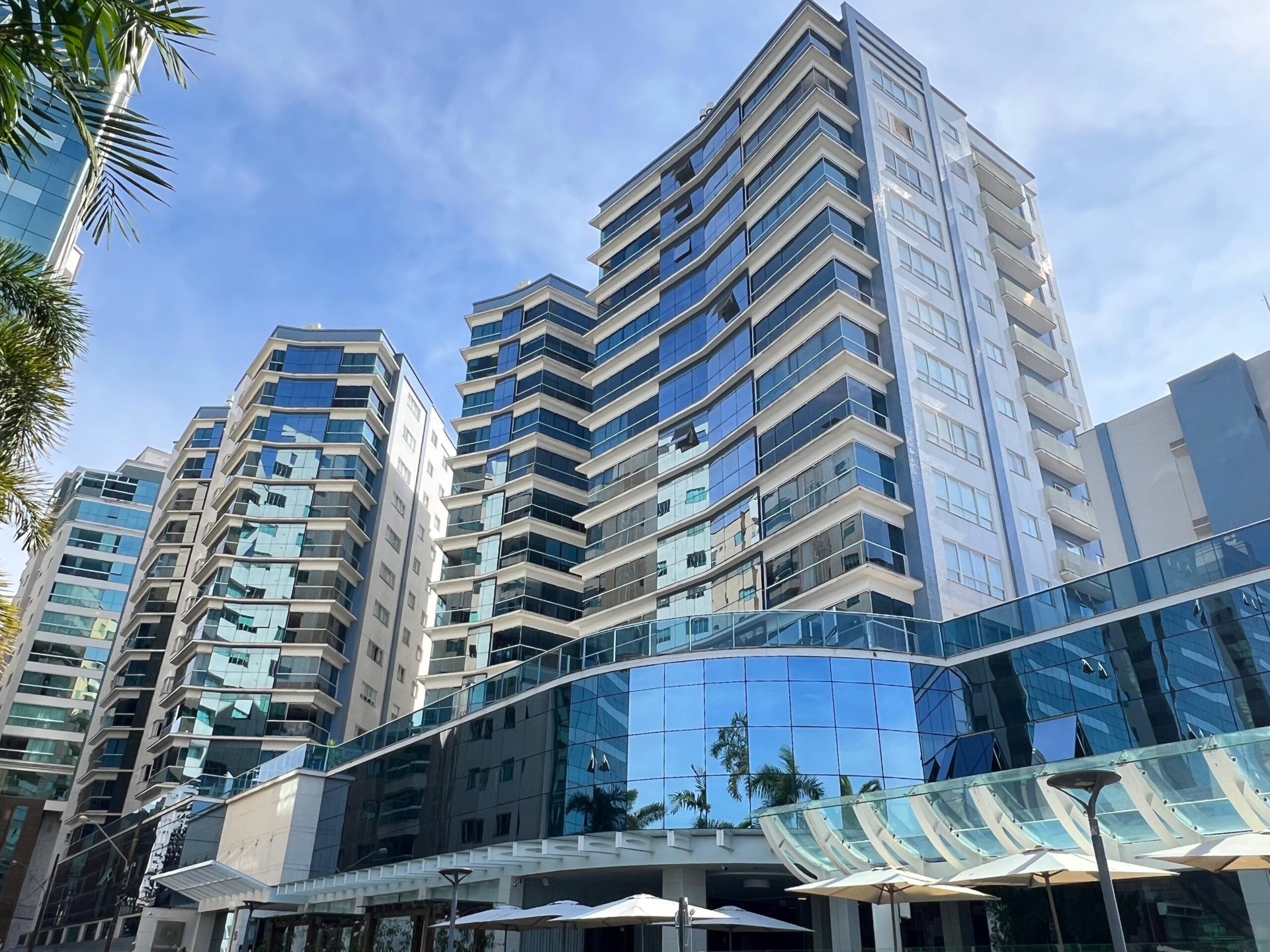 Apartamento 2 suítes no Summer Ville — Centro, Itapema SC
