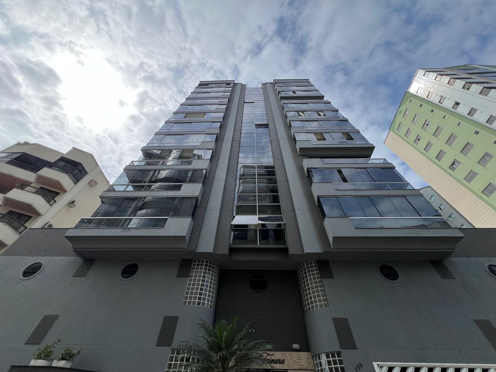 Apartamento 2 suítes no Tainara — Meia Praia, Itapema SC