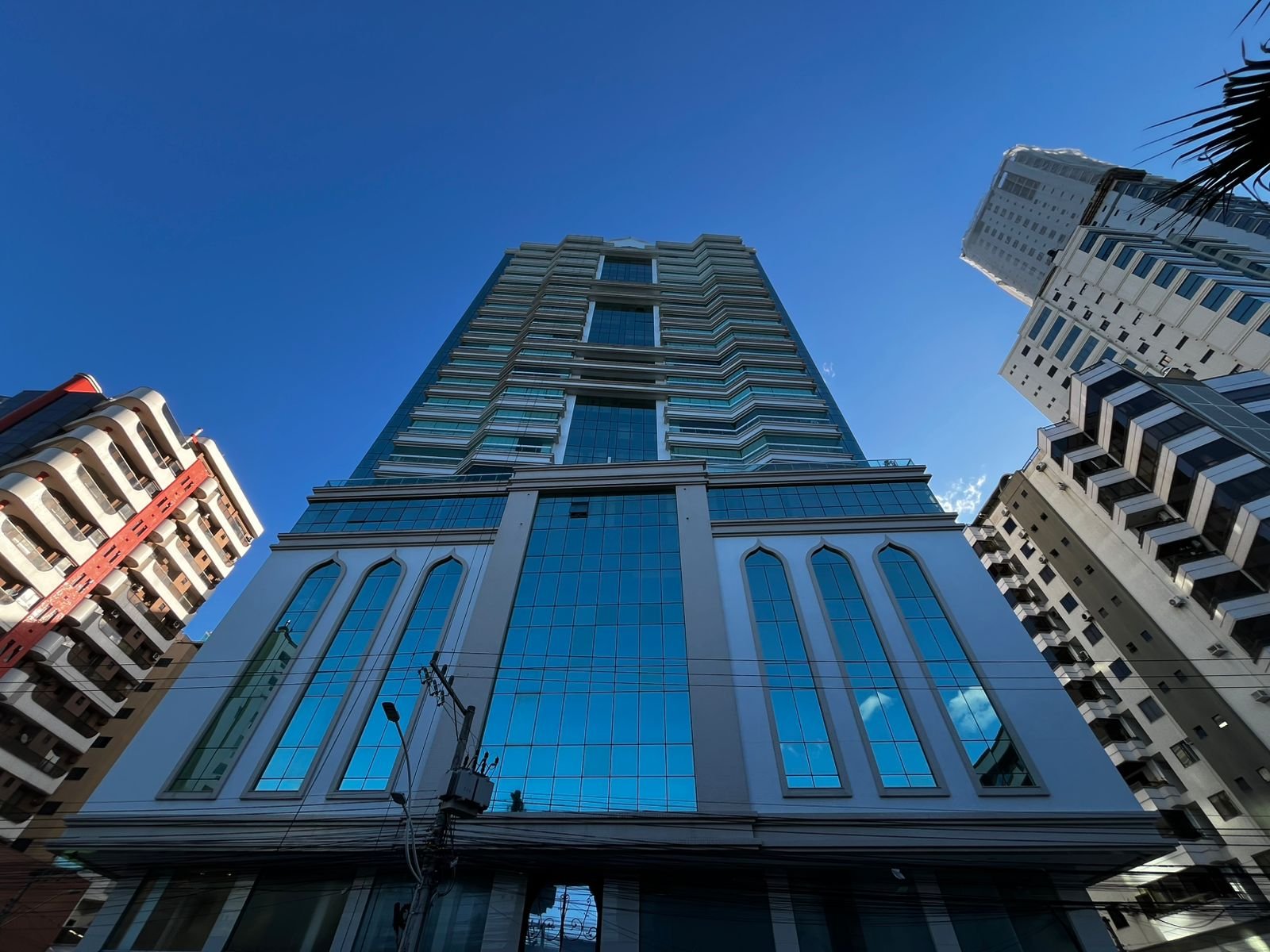 Apartamento 2 suítes no Taj Mahal — Meia Praia, Itapema SC