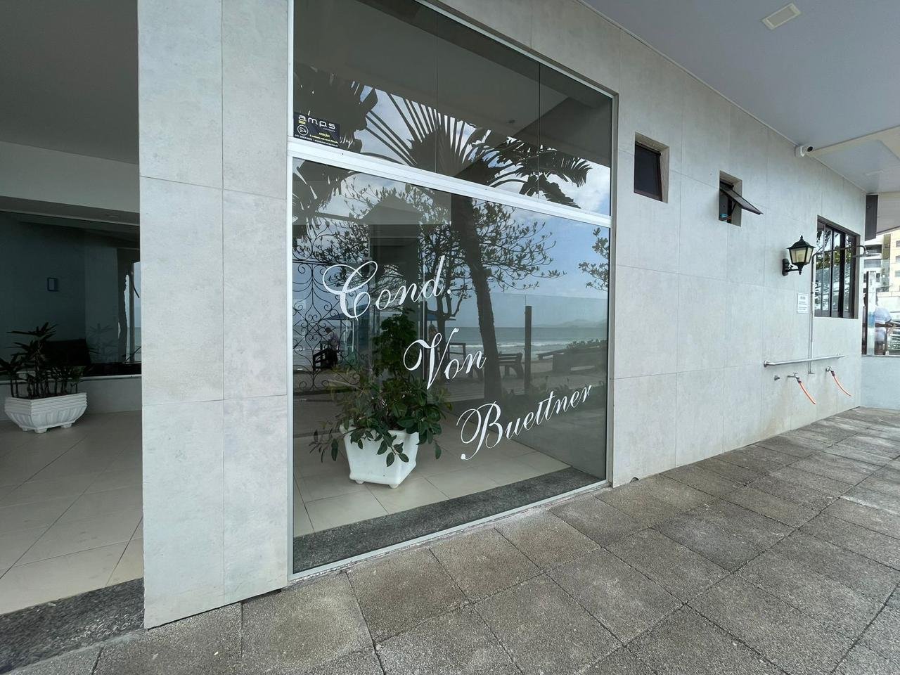 Apartamento 3 dormitórios no Von Buettner — foto 3