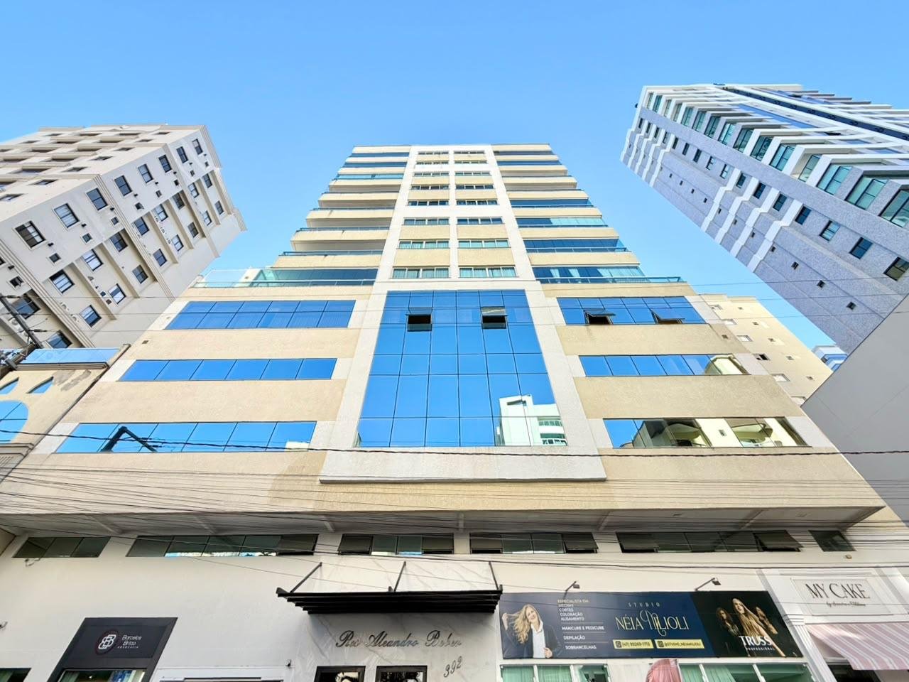 Apartamento 3 suítes no Aleandro Beber — Meia Praia, Itapema SC