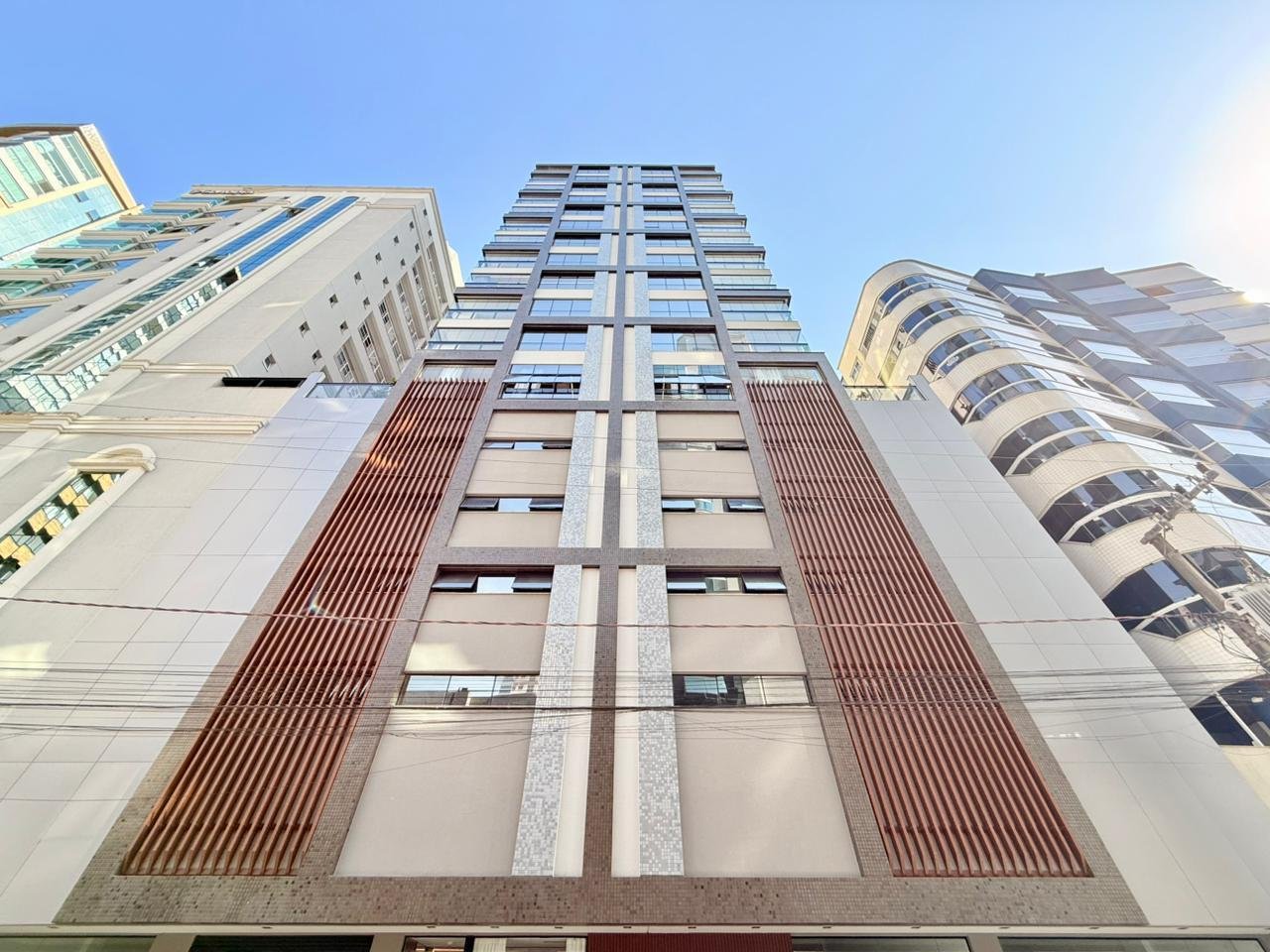 Apartamento 3 suítes no Armani — Meia Praia, Itapema SC