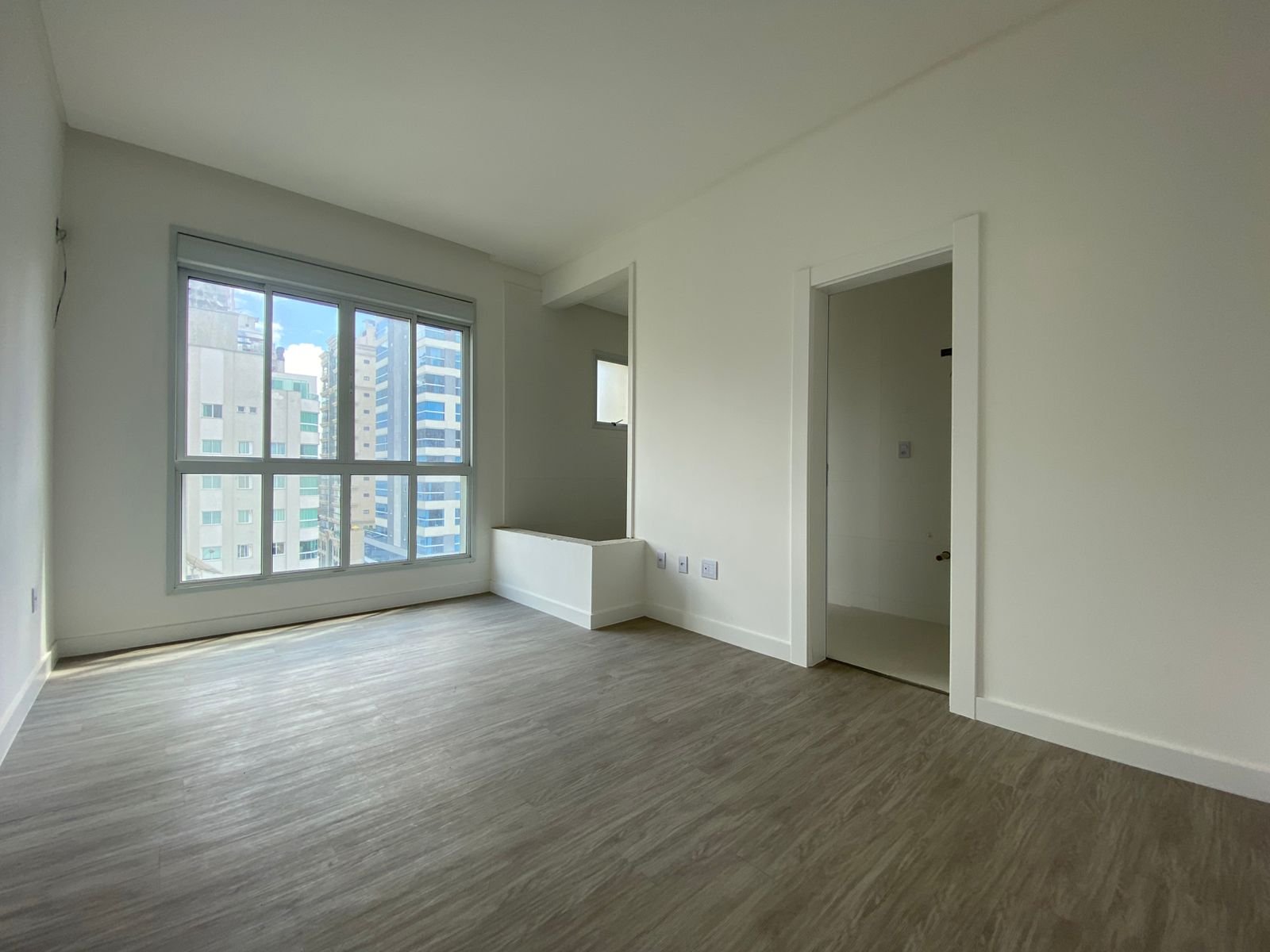 Apartamento 3 suítes no Cambirela — foto 5