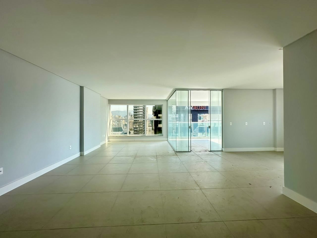 Apartamento 3 suítes no El Elyon — foto 5