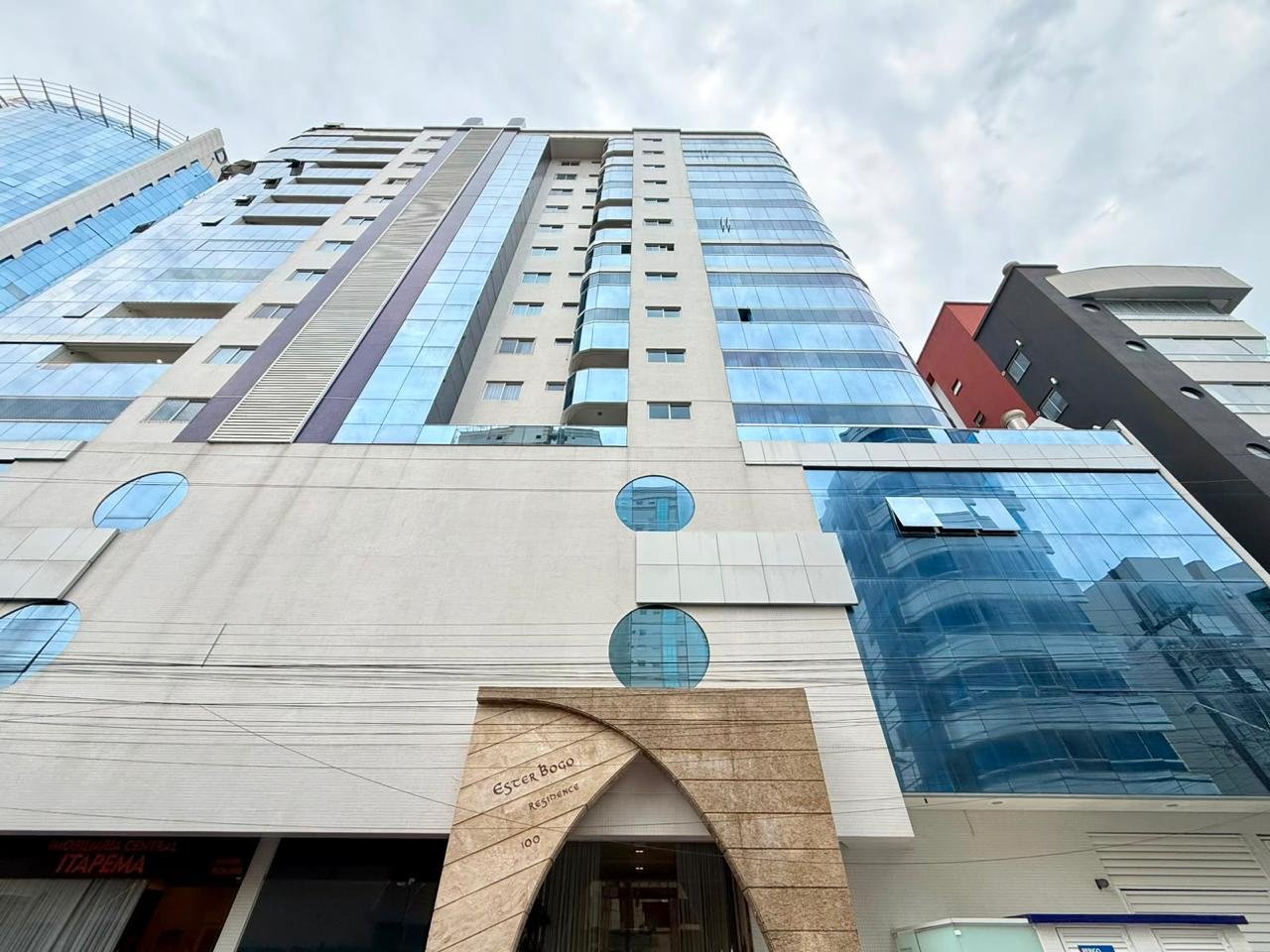 Apartamento 3 suítes no Ester Bogo — foto 2